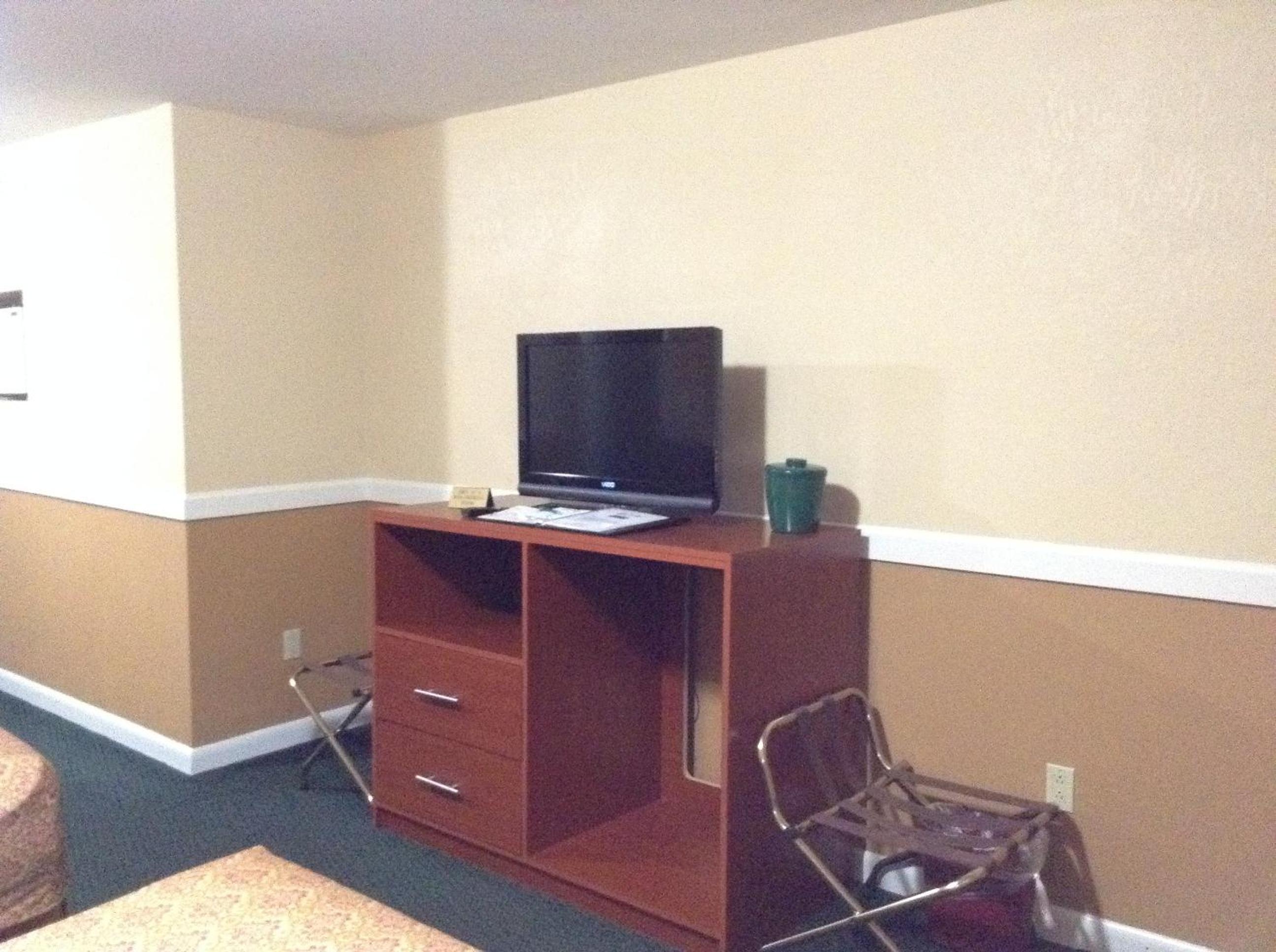 Standard King Room photo 1