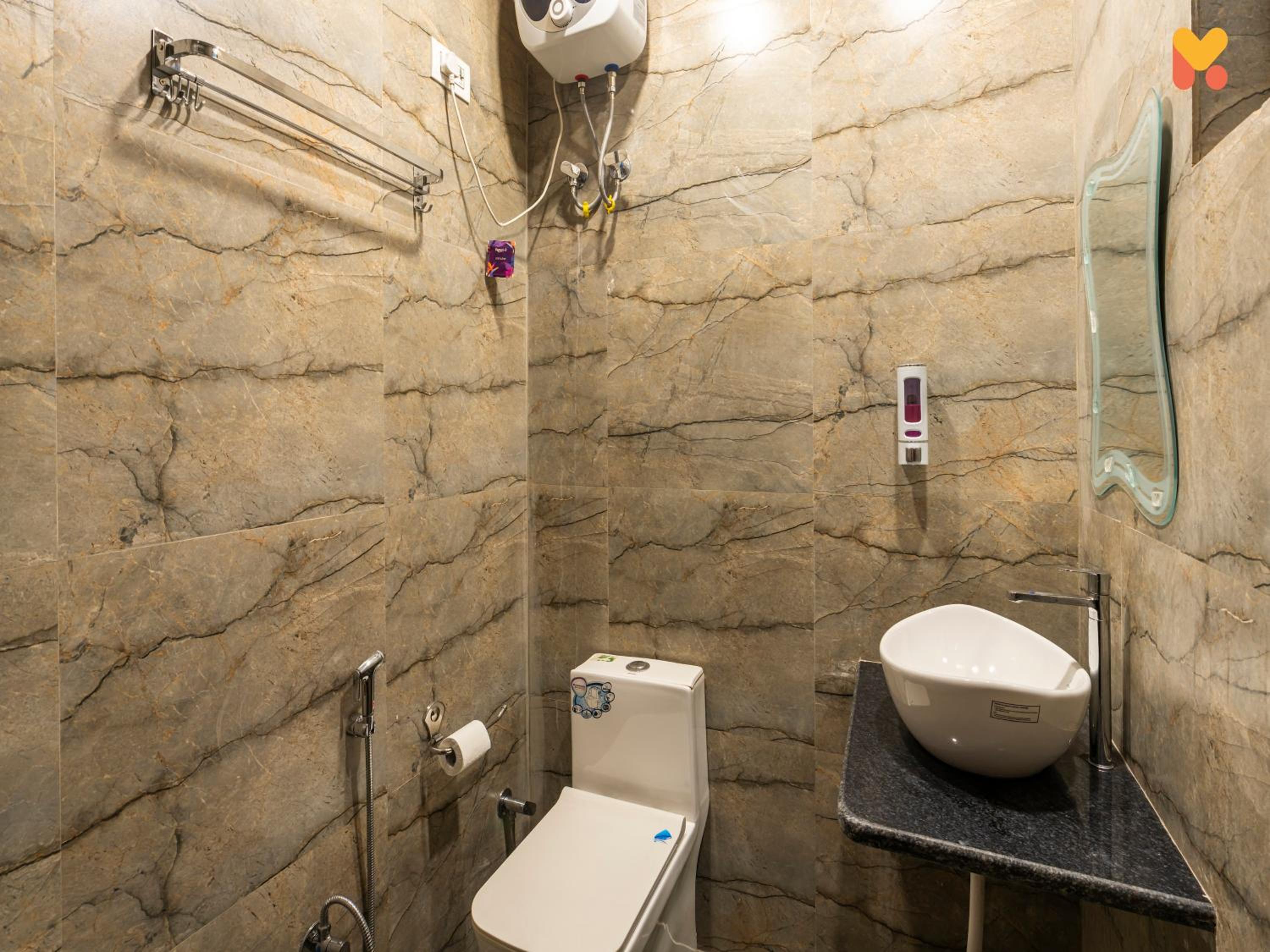 Superior Triple Room - Photo 4