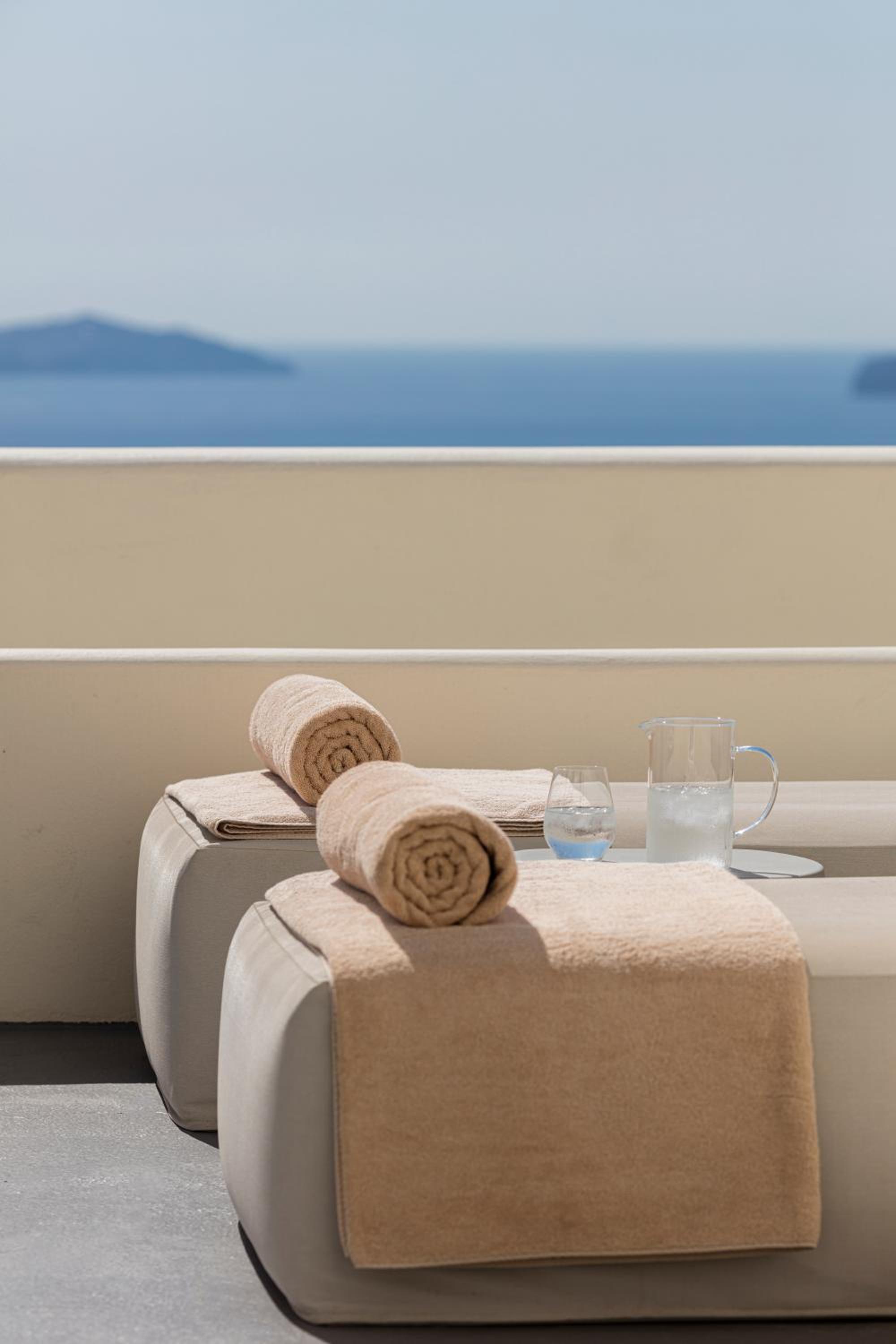 Junior Suite with Plunge Pool - Photo 3