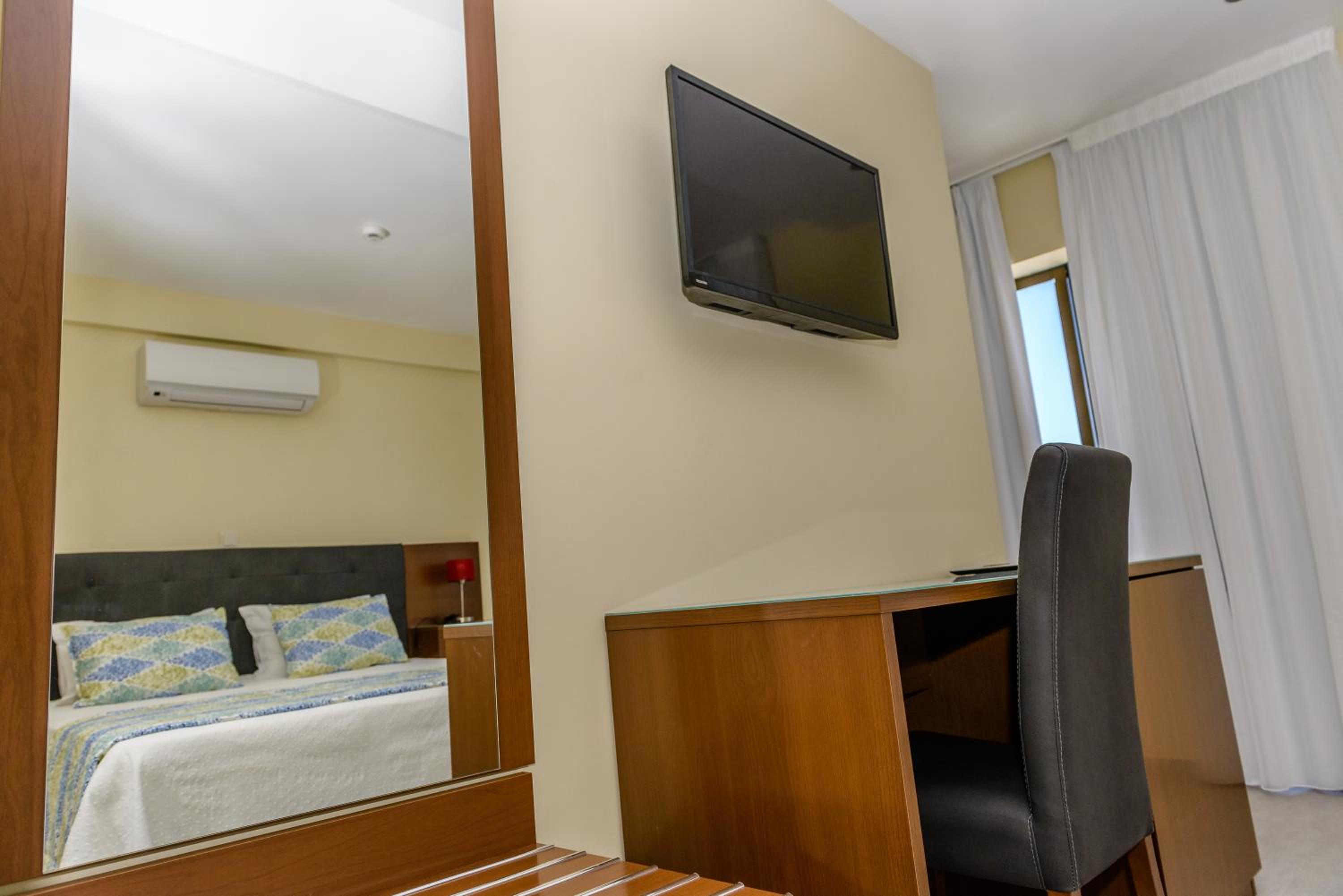 Premium Room - Photo 14