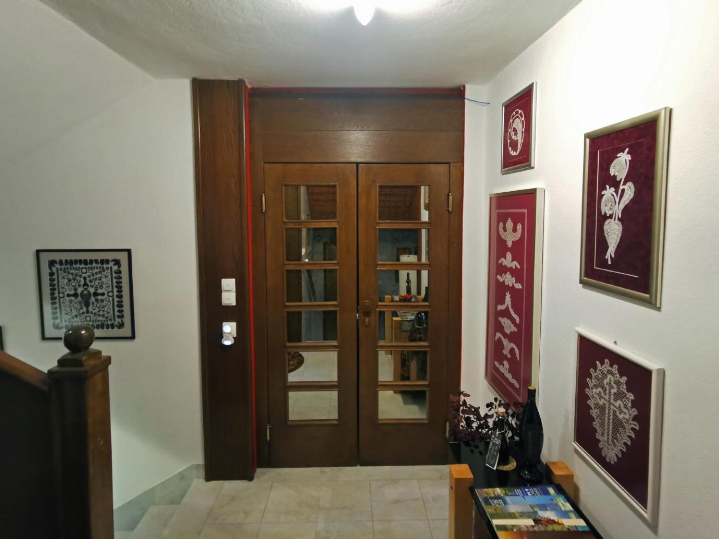 Three-Bedroom Apartment photo 1