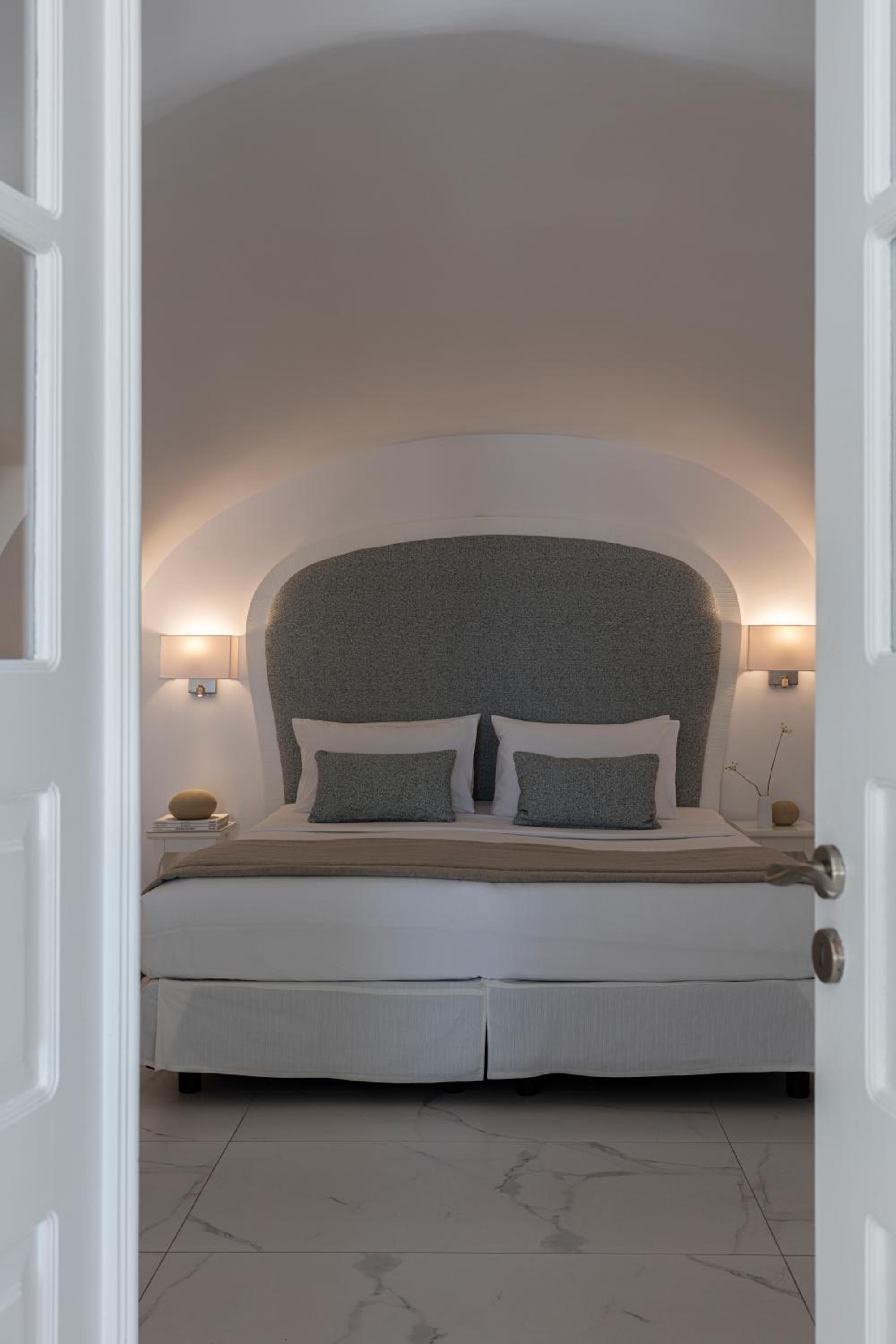Superior Suite  with Plunge Pool - Photo 6
