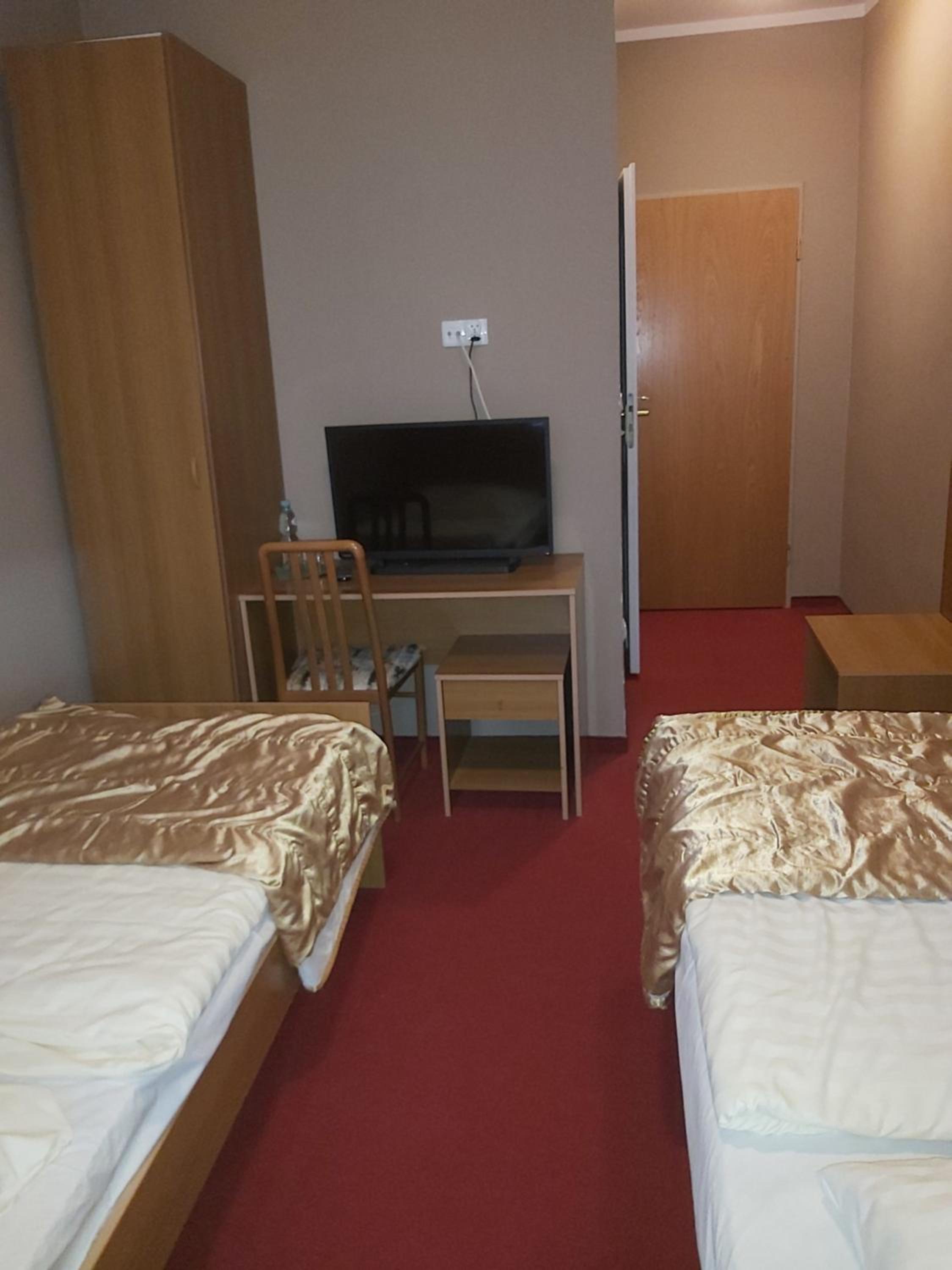 Small Double Room photo 1