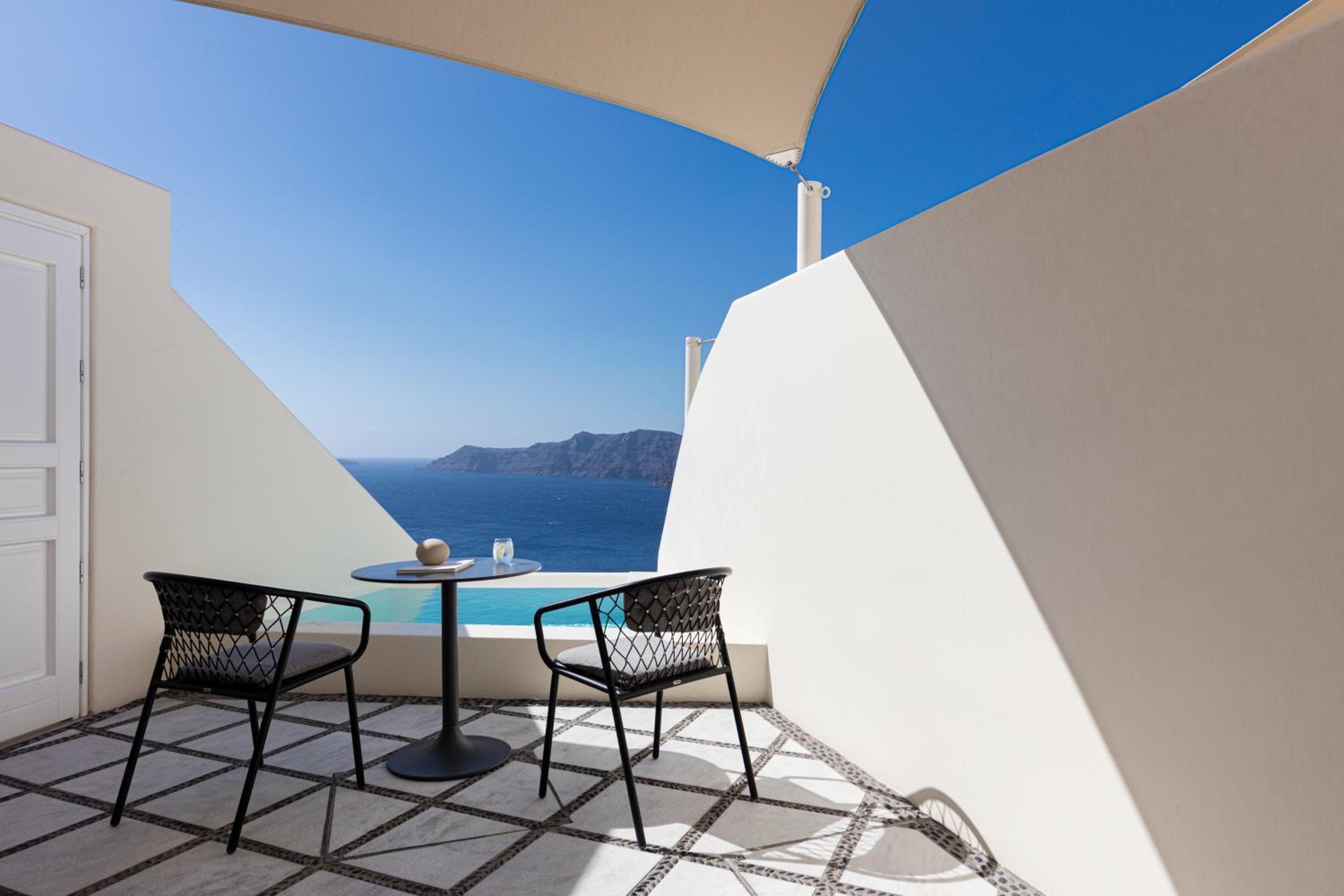 Superior Suite  with Plunge Pool - Photo 18