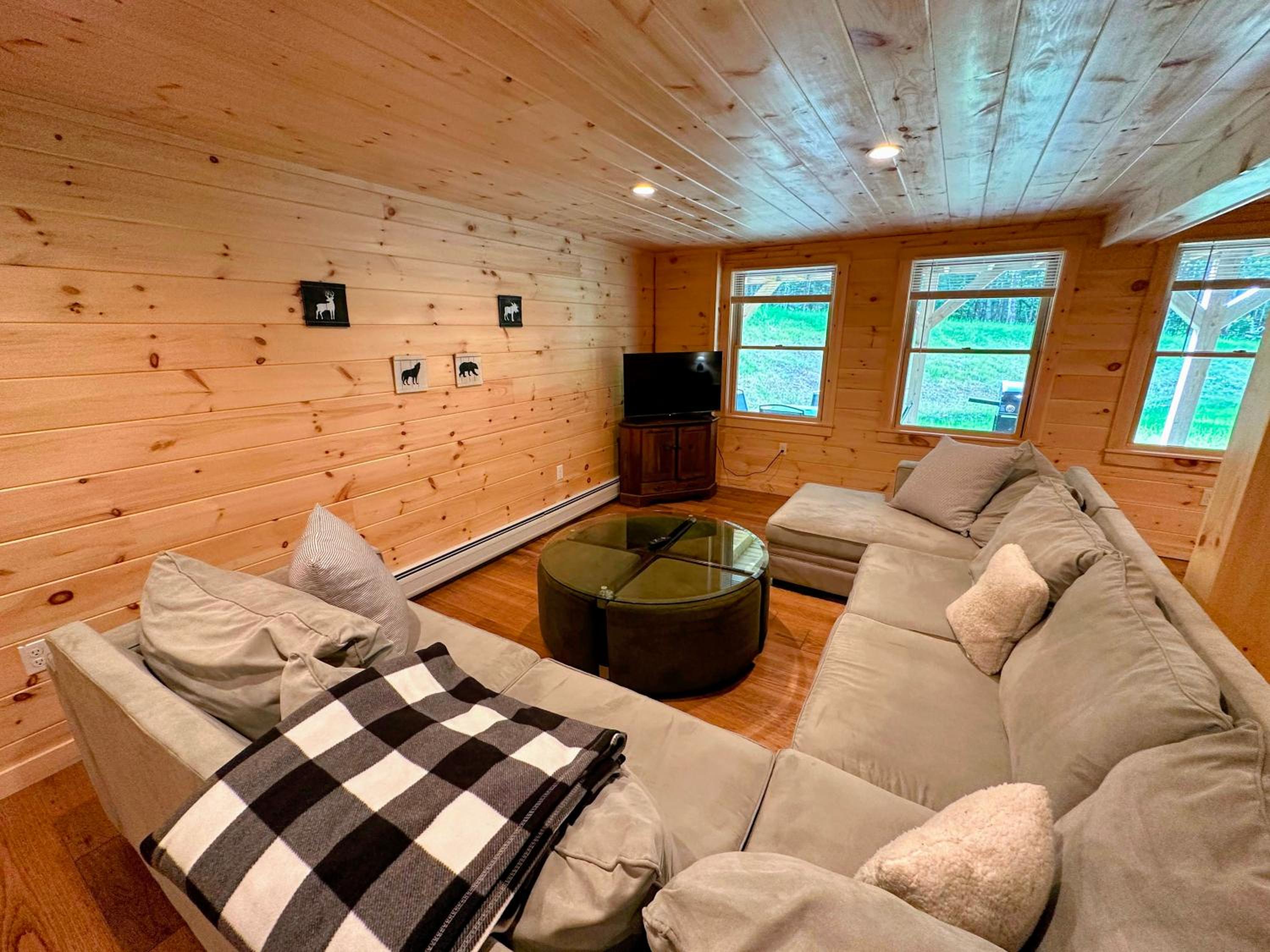 Three-Bedroom Villa photo 3