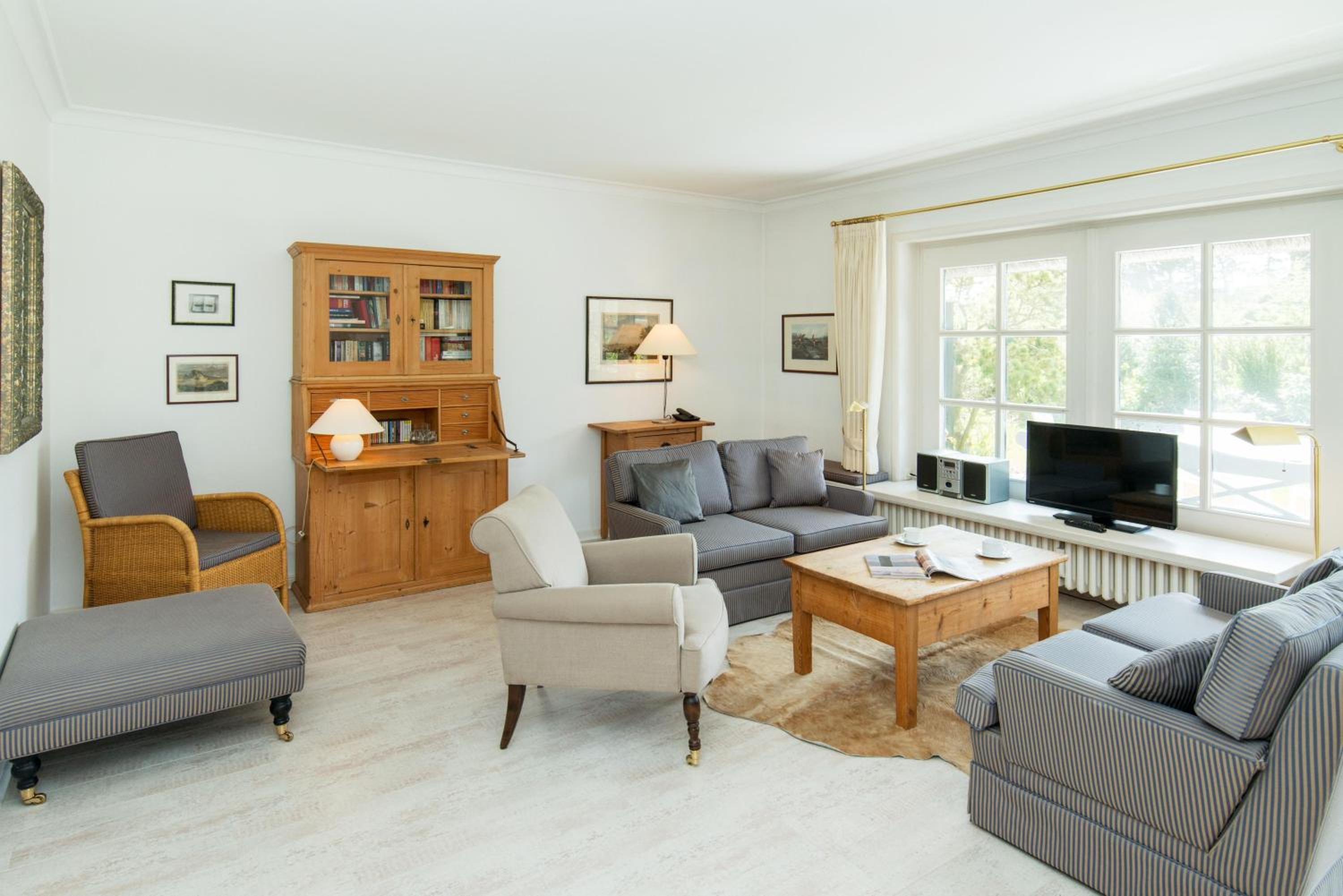 Apartment with Terrace photo 1