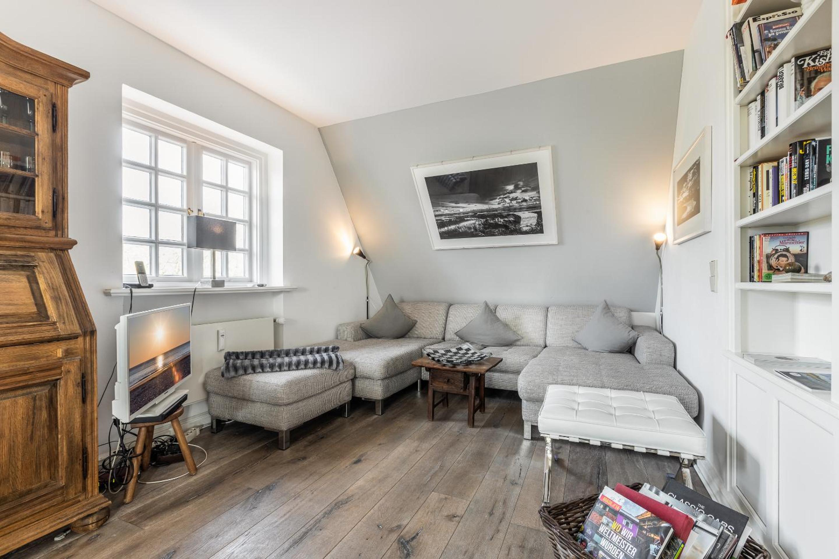 Apartment - Split Level photo 1