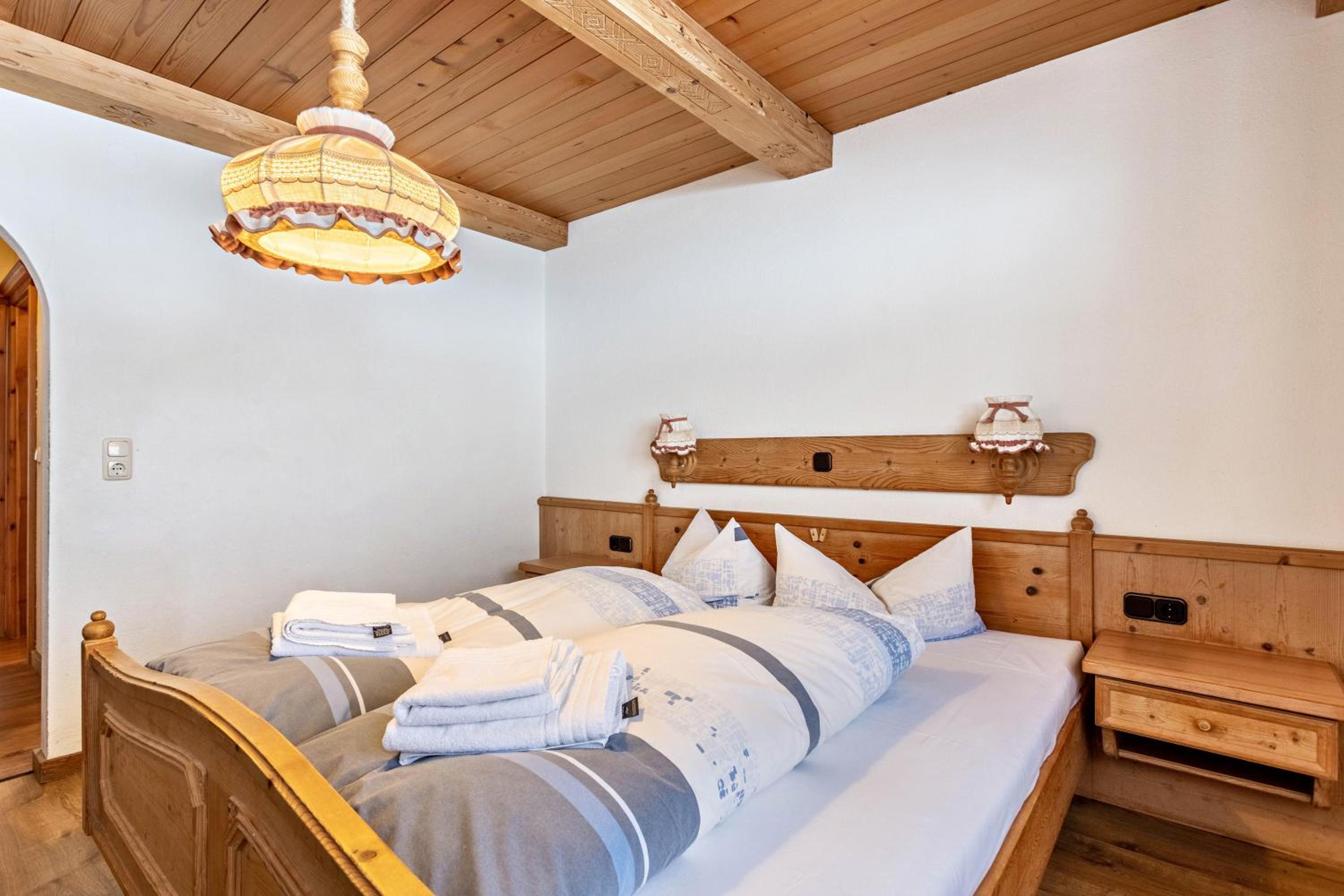 Two-Bedroom Deluxe Apartment with Garden View photo 1