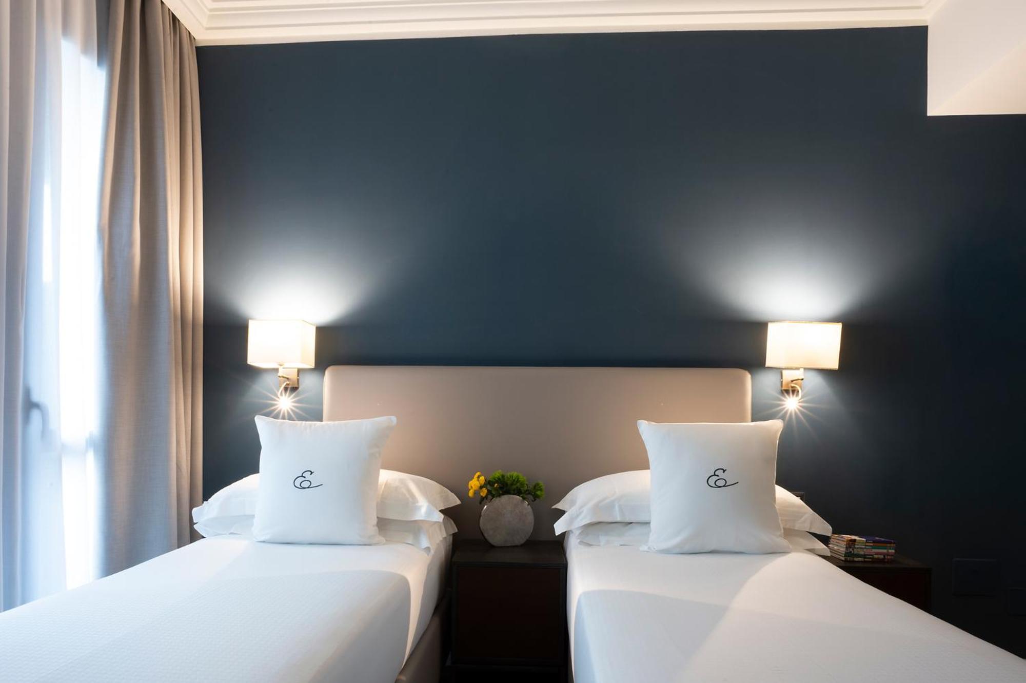Double Room - Photo 2
