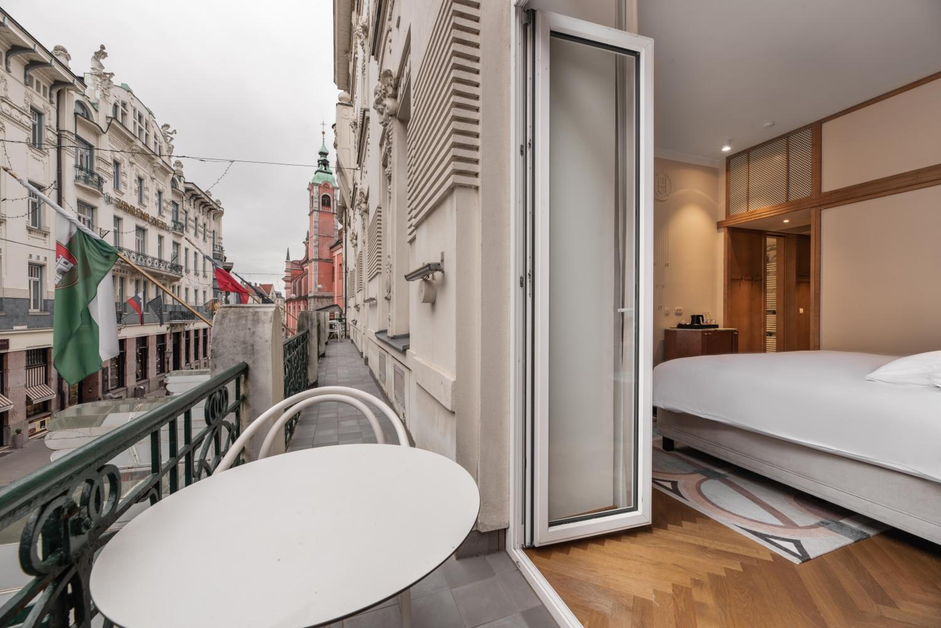 Grand Union Suite - Photo 6