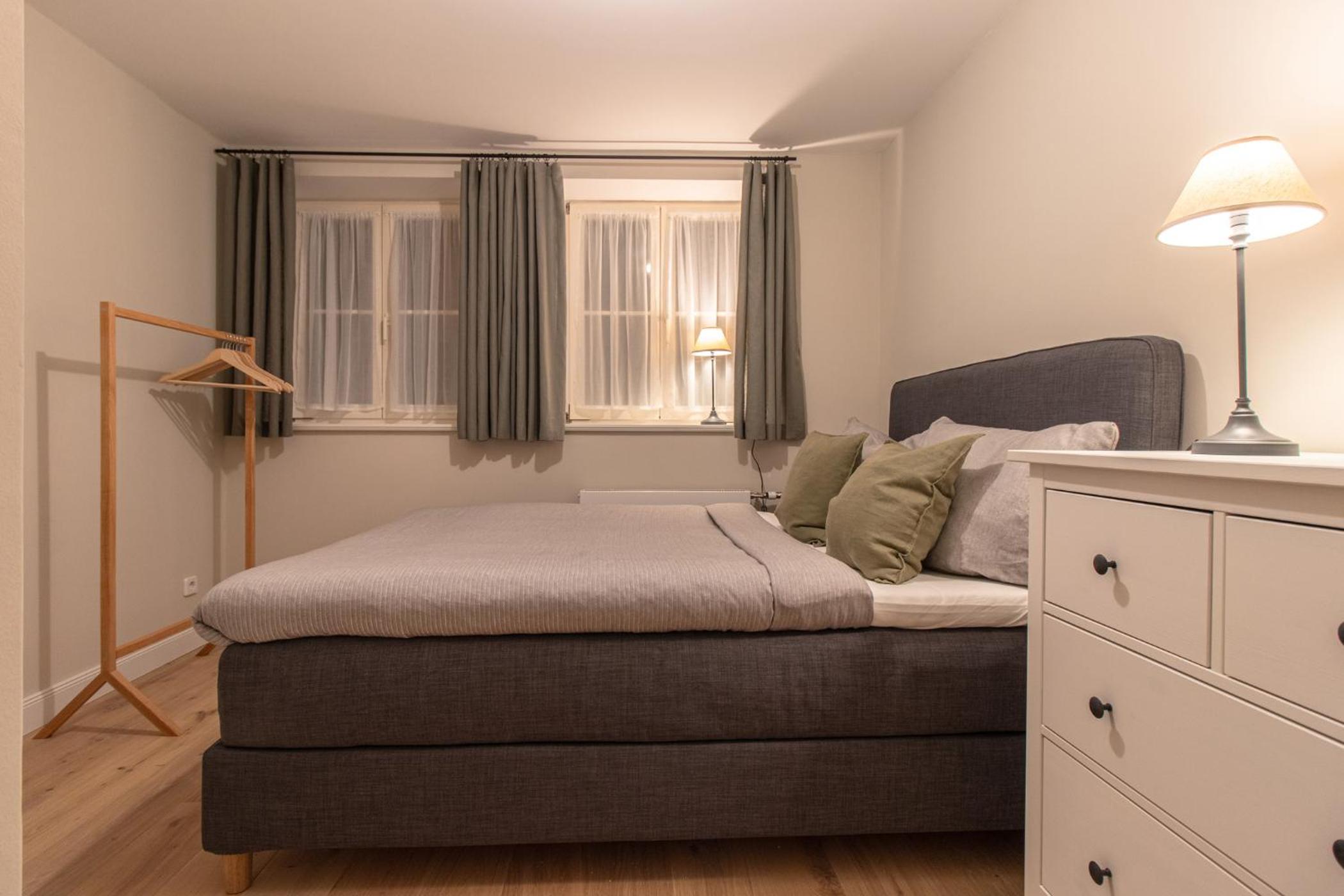 Two-Bedroom Apartment - Photo 20