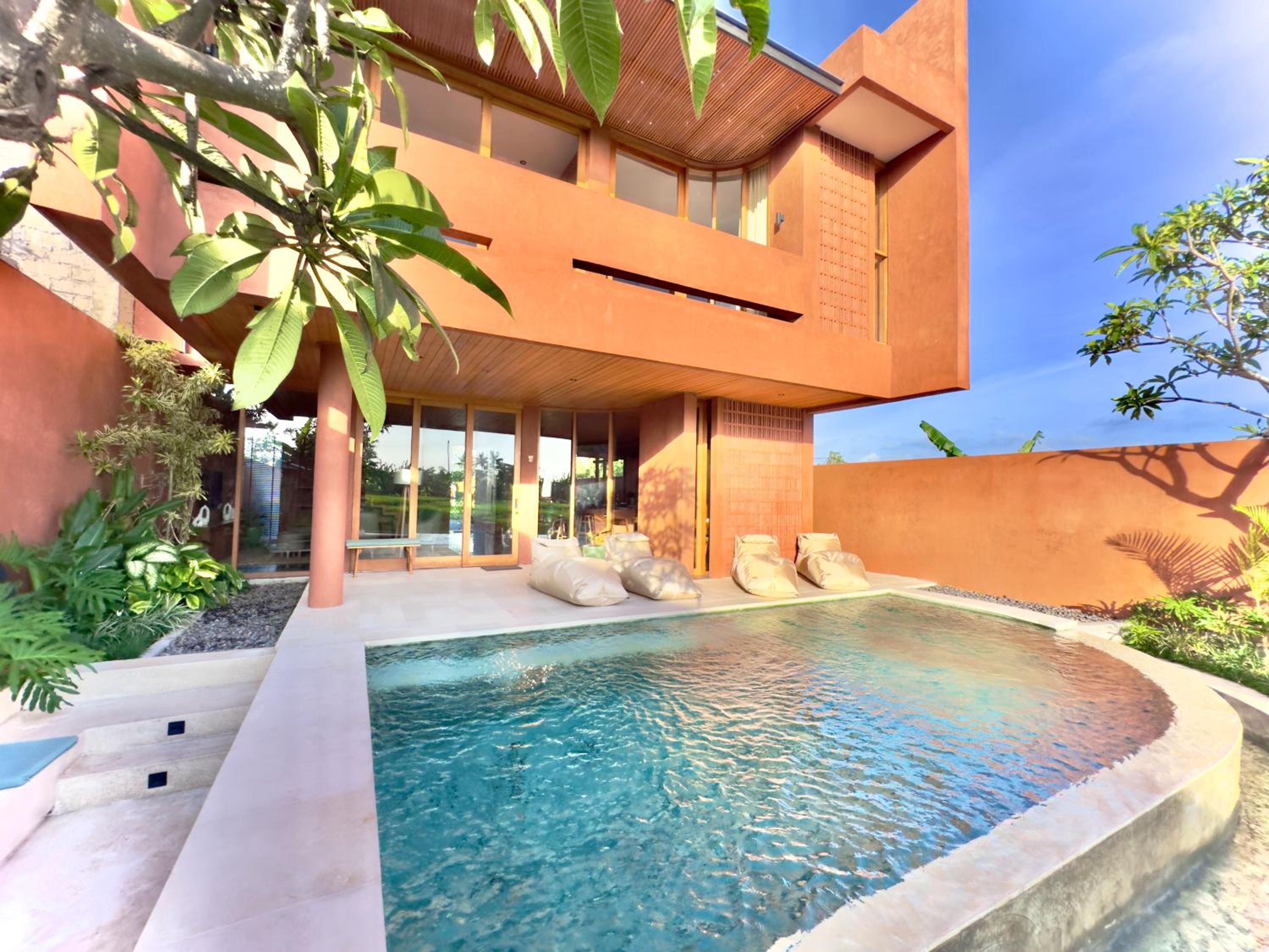 Villa With Private Pool photo 2