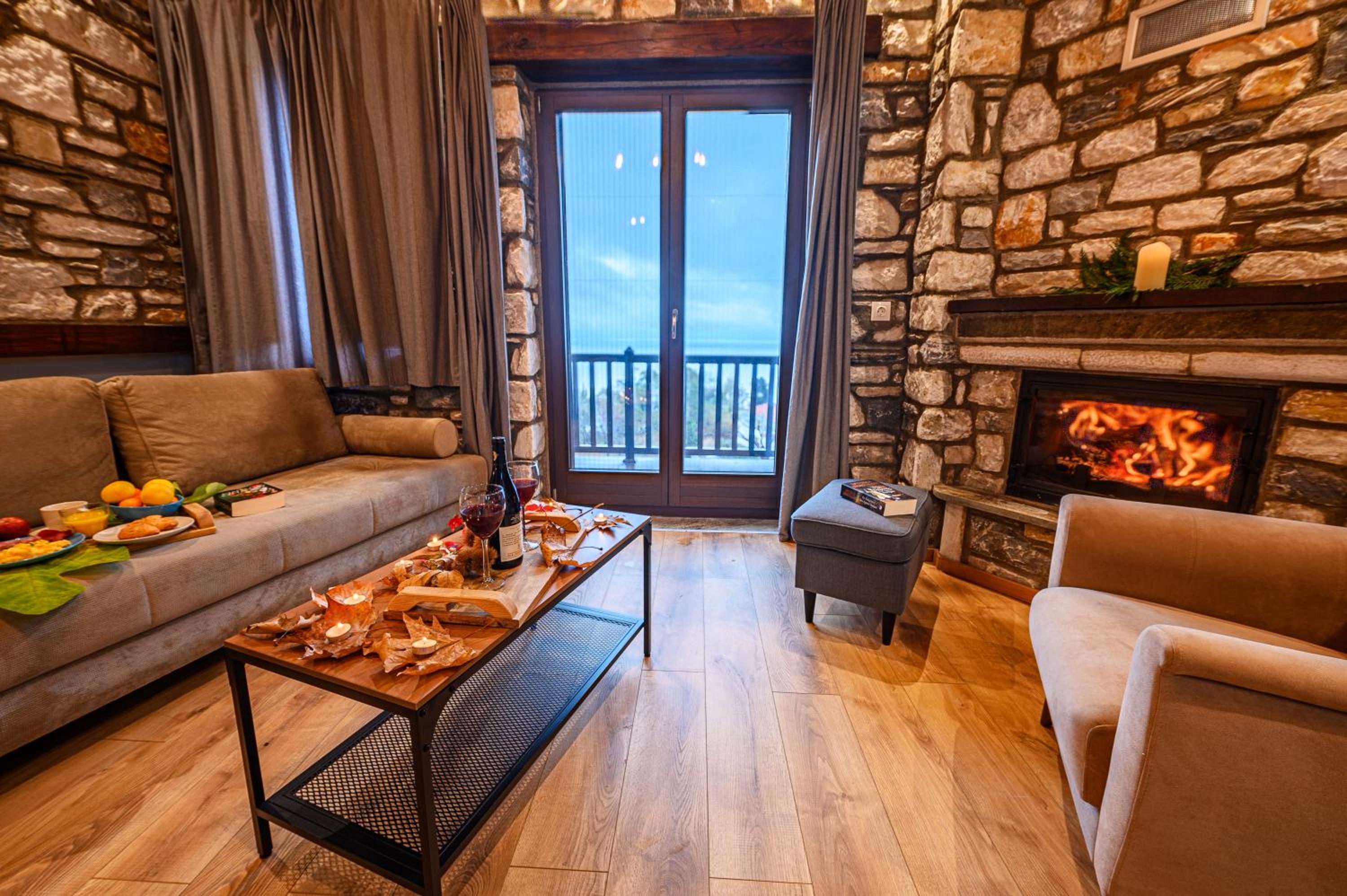 Superior Suite with Sea View - Photo 6