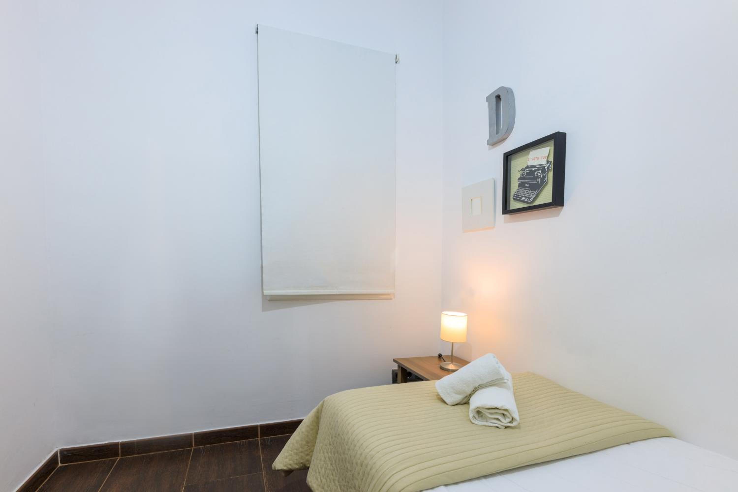 Three-Bedroom Apartment photo 2