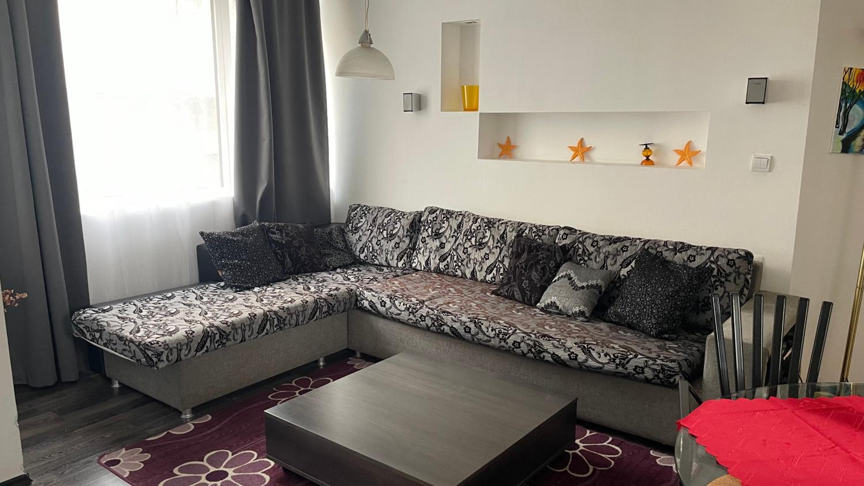 One-Bedroom Apartment-Marie Curie 1A Street - Photo 1