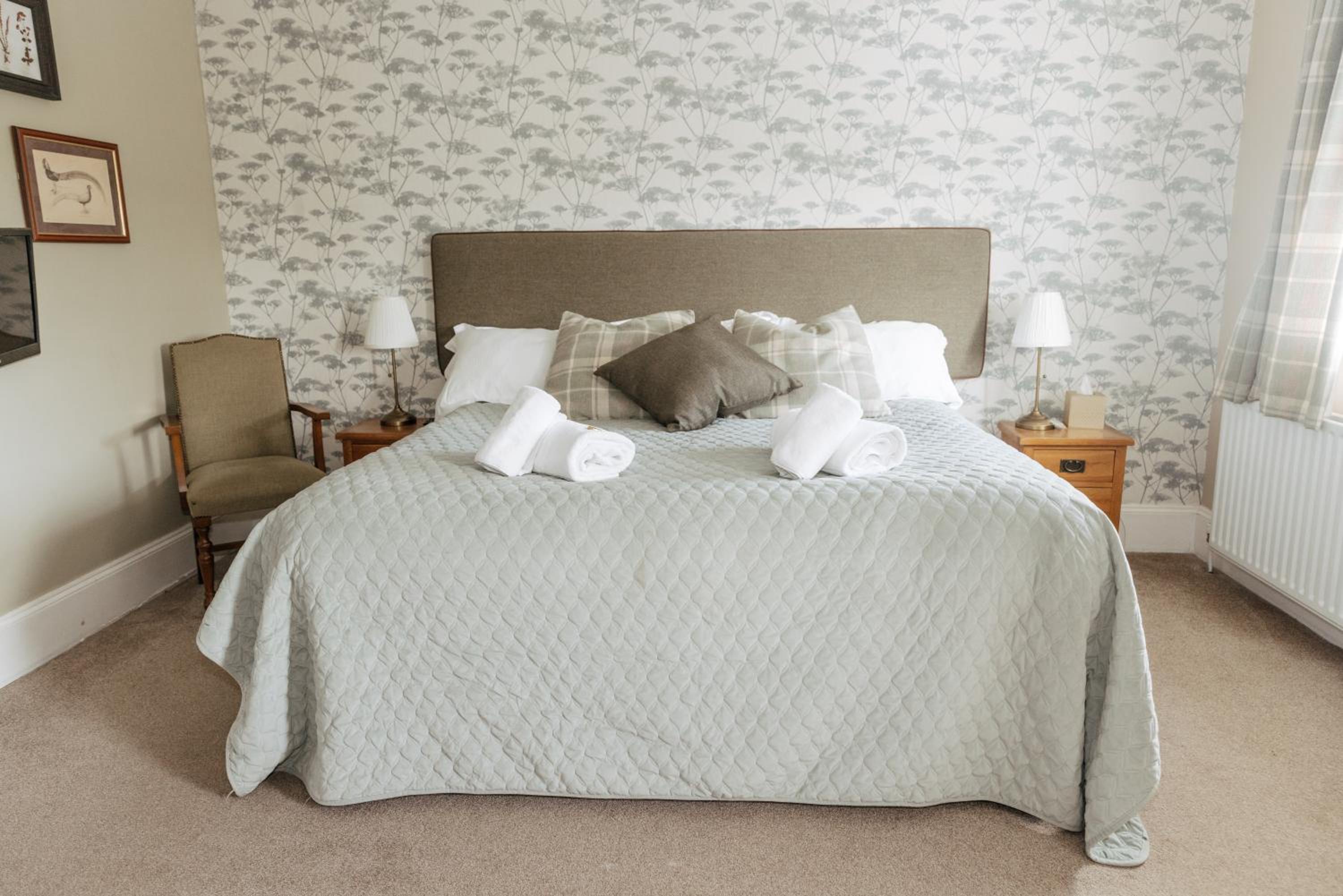 Deluxe King Room photo 1
