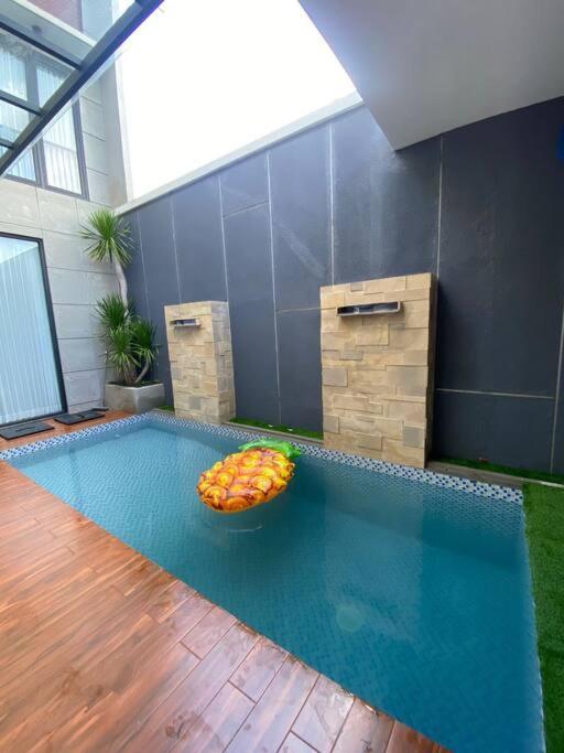 Villa with Private Pool photo 2