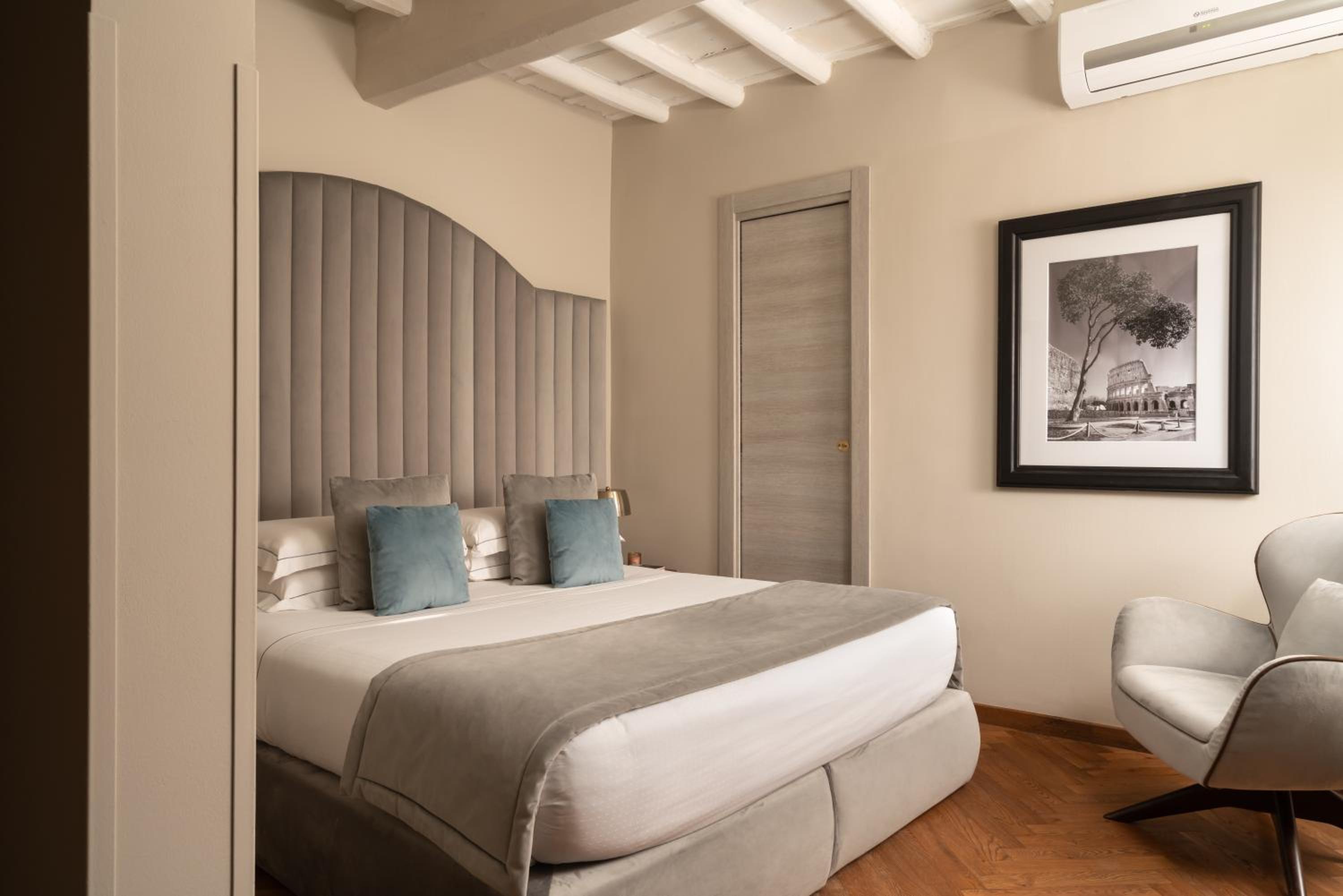 Junior Suite thumbnail 6
