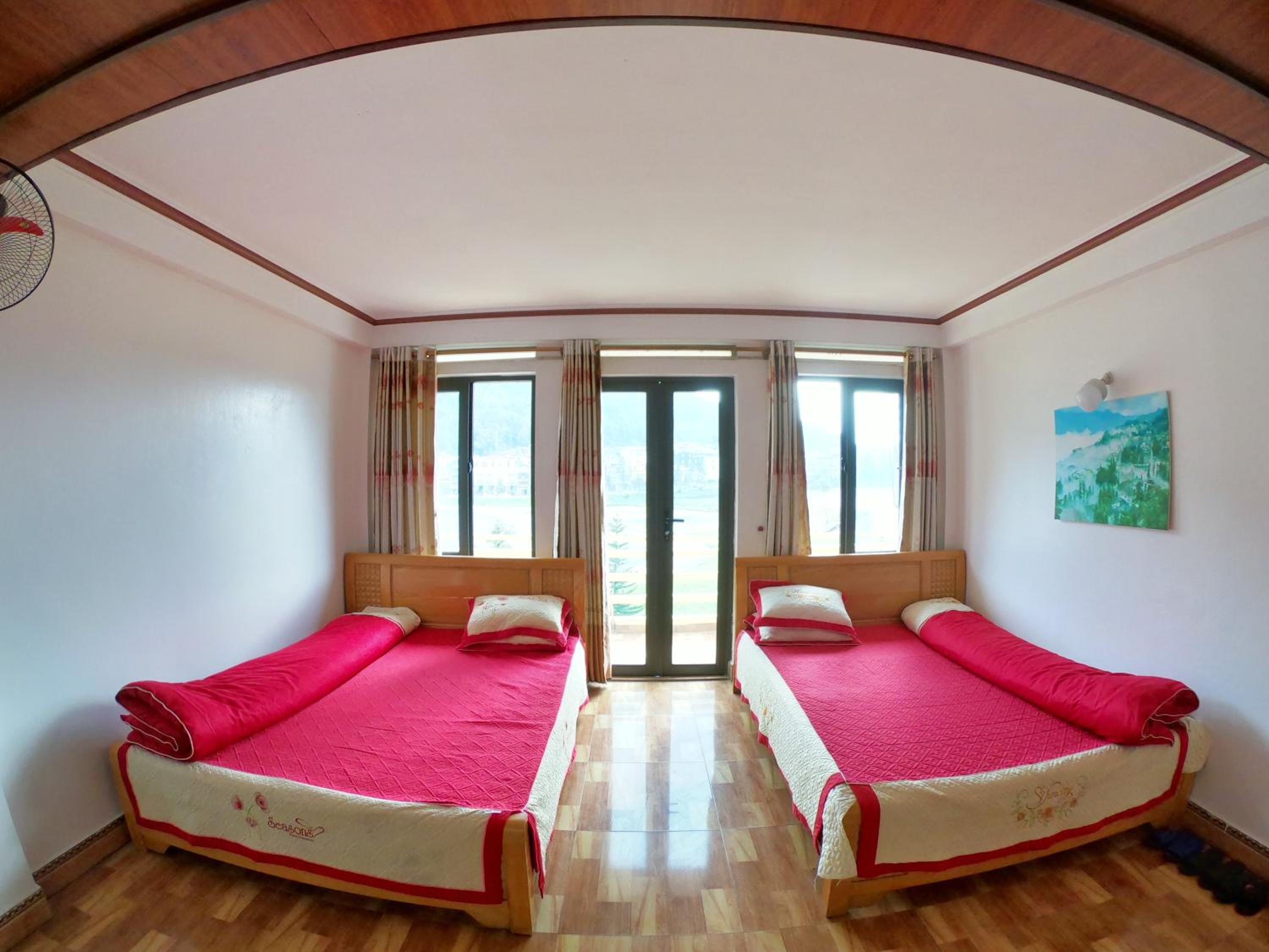 Double or Twin Room with Balcony - Photo 16