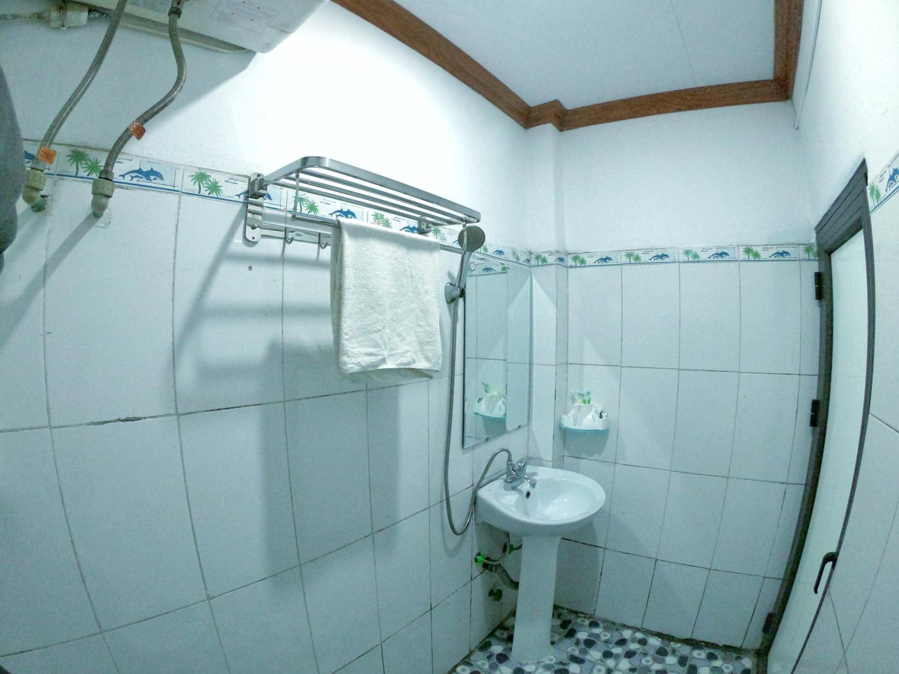 Standard Double Room - Photo 2