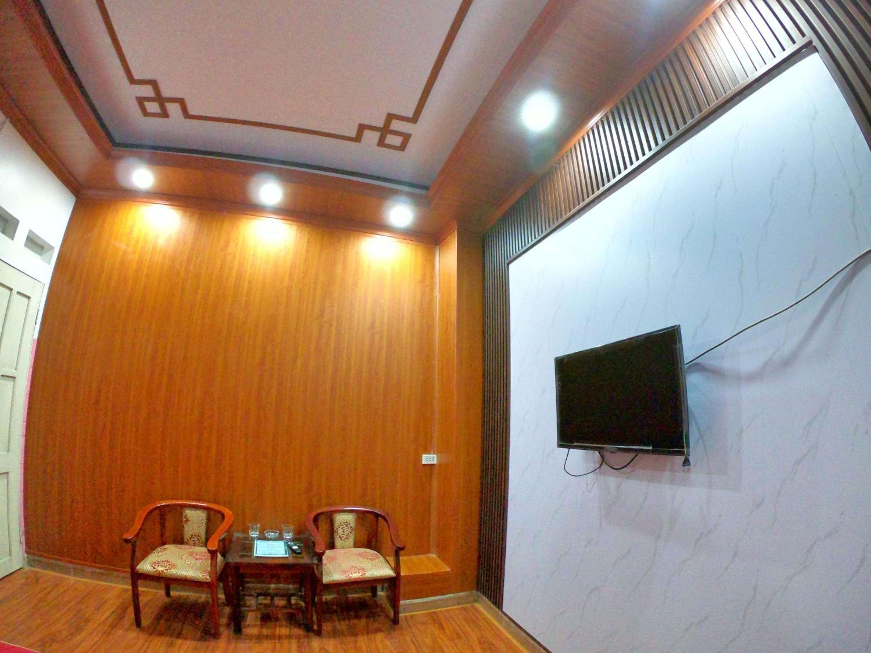 Standard Double Room - Photo 9