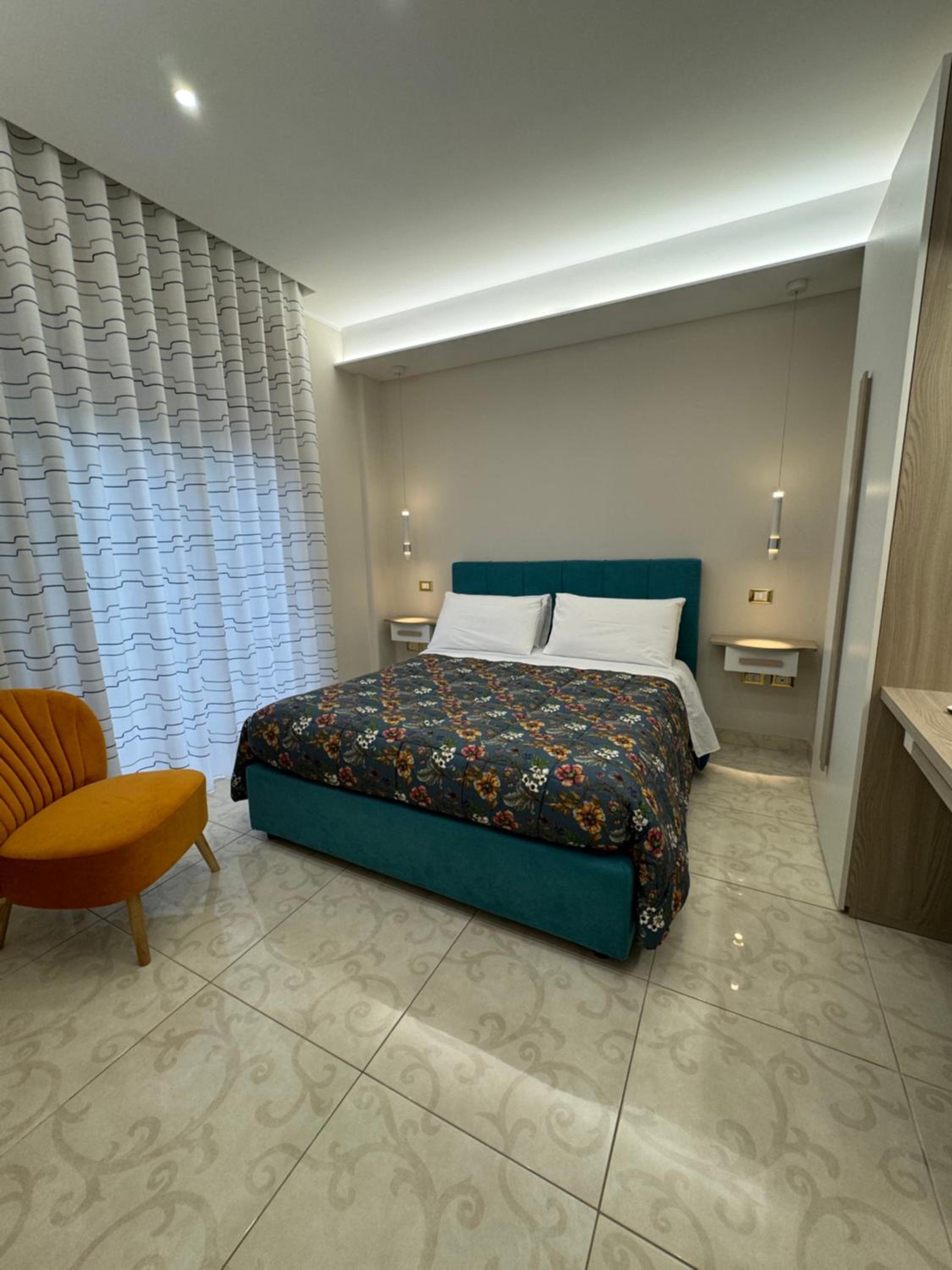 Large Double Room