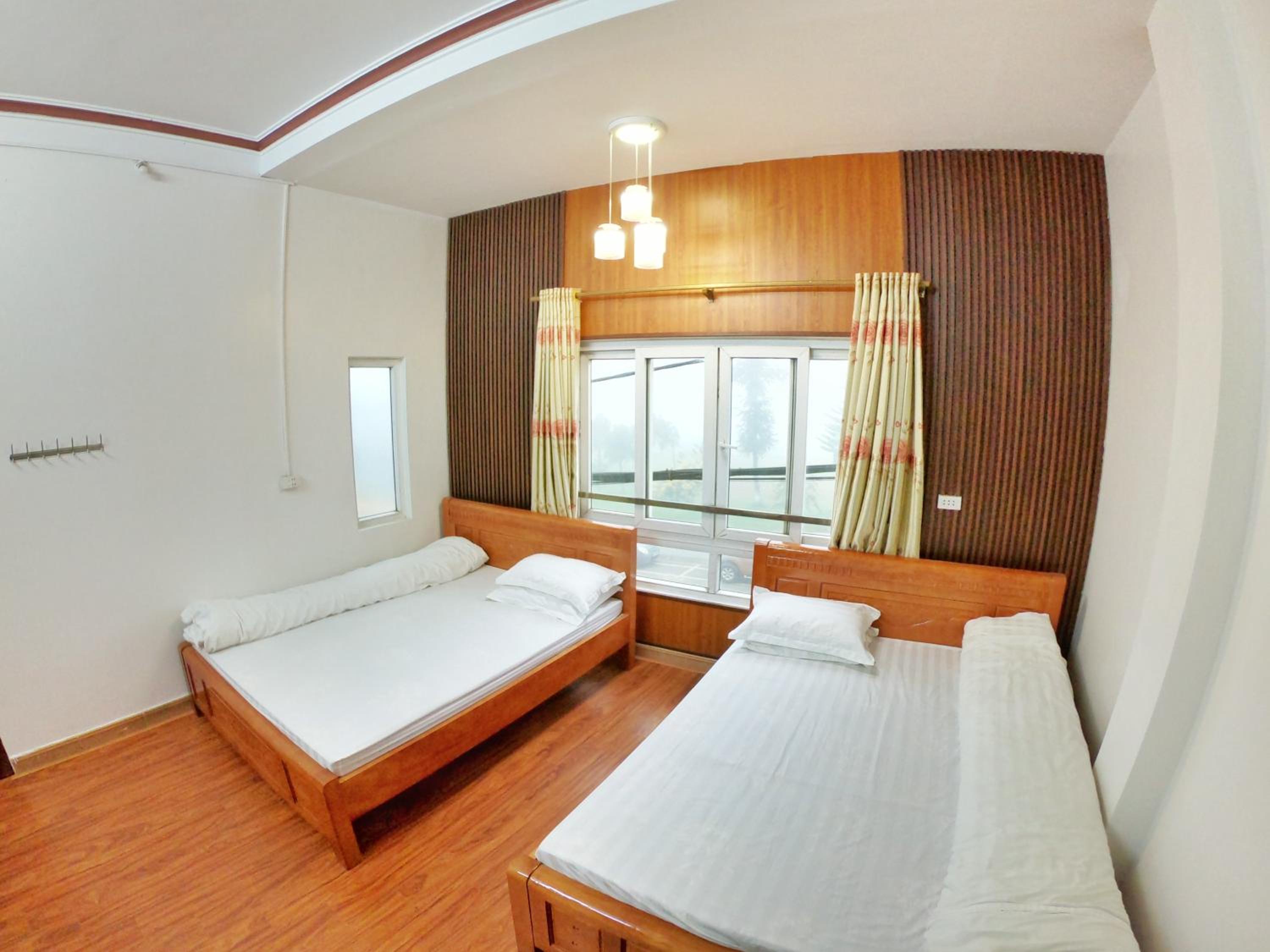 Double or Twin Room with View - Photo 12