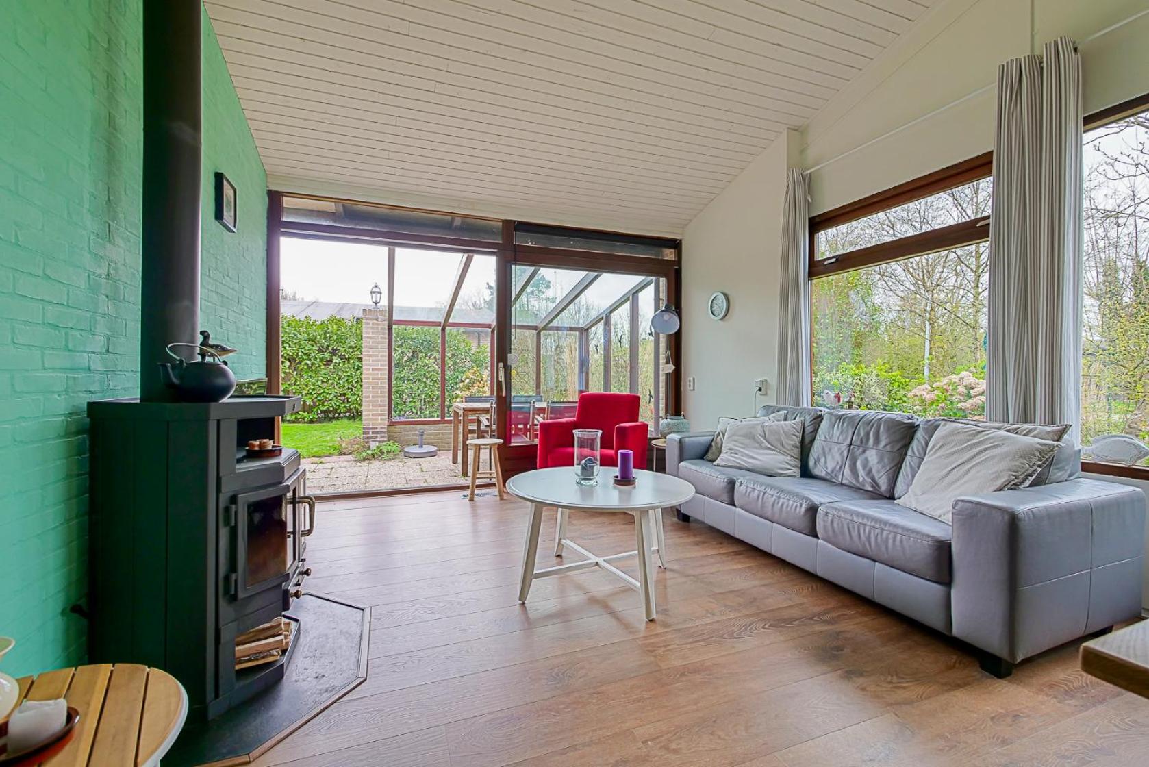 Three-Bedroom House photo 3