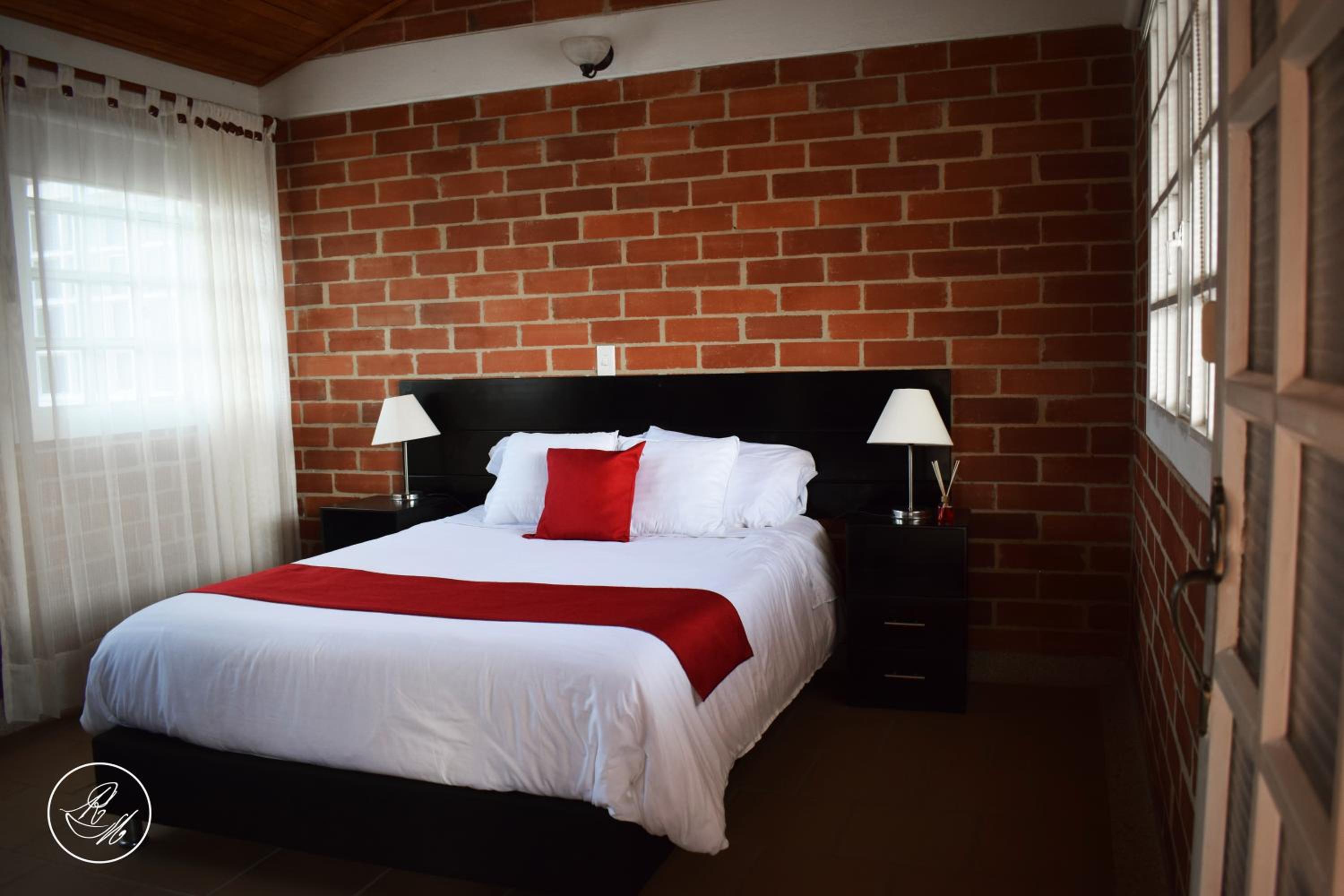 Double Room With Private Bathroom photo 1
