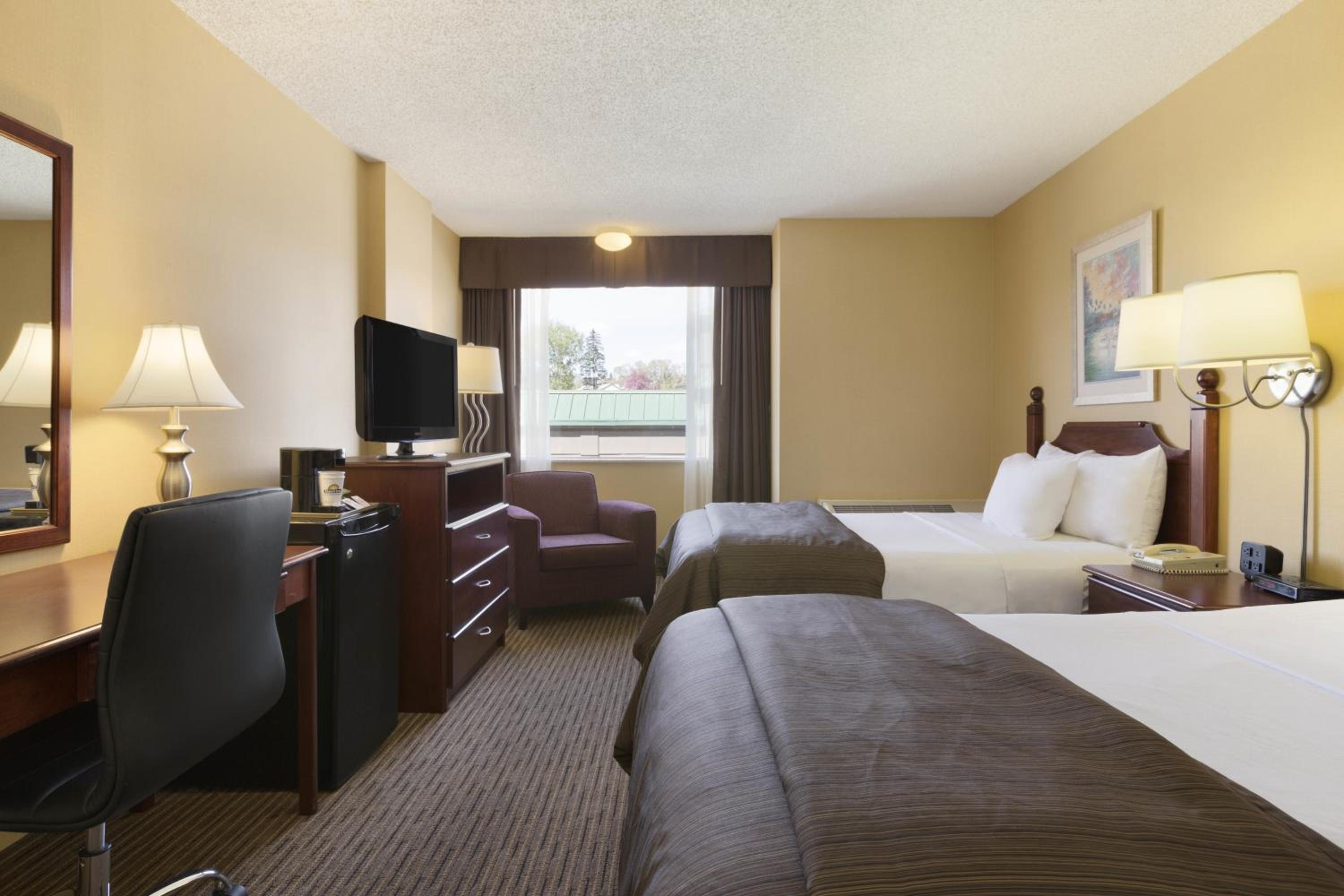 Business Double Room - Non-Smoking - Photo 5
