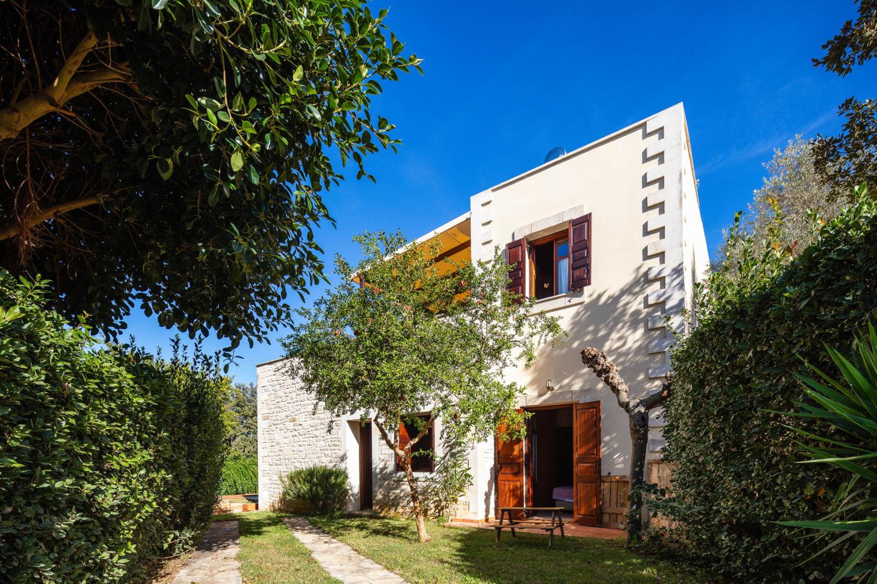 Three-Bedroom Villa -Aloe photo 2