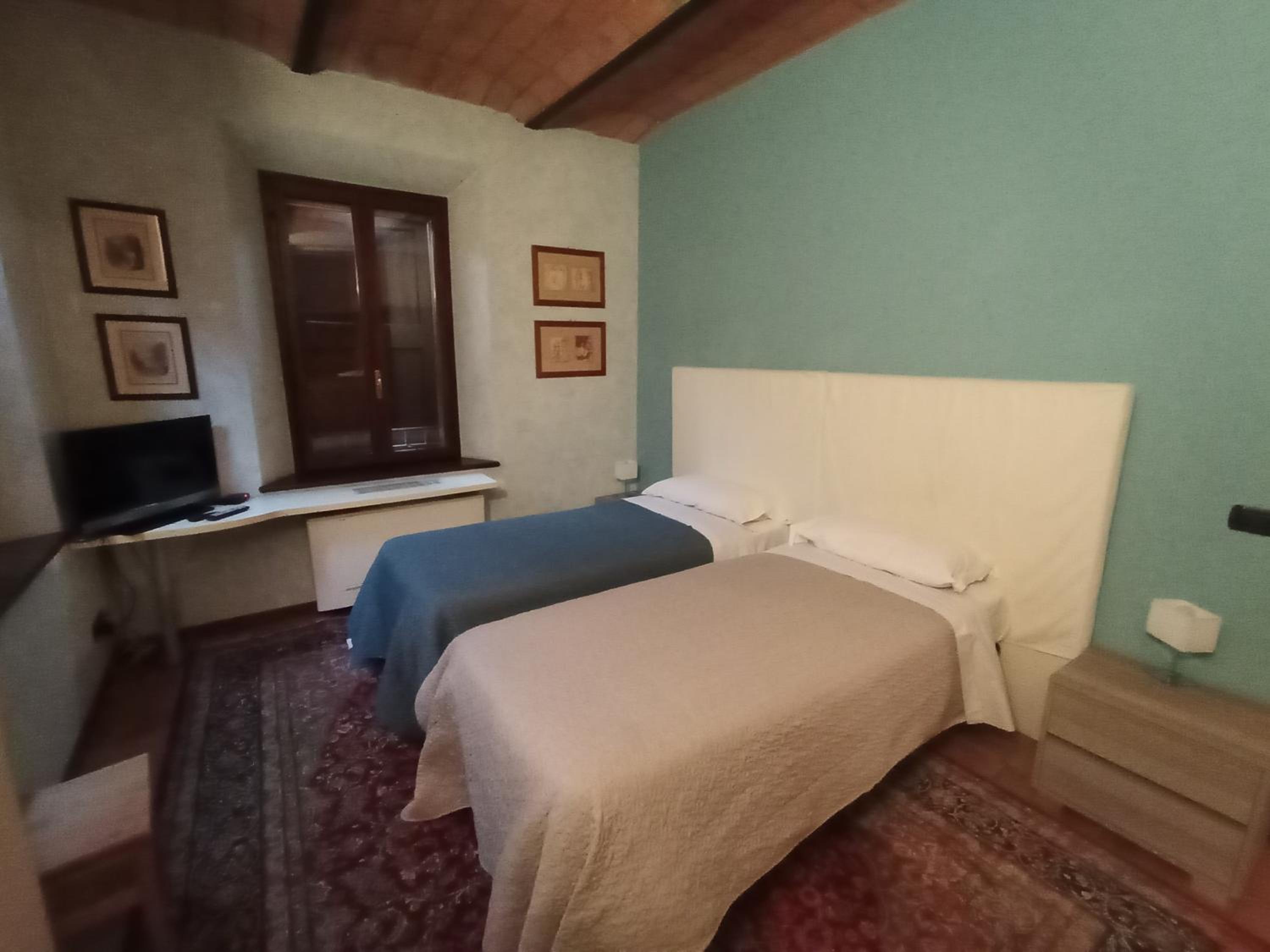 Double or Twin Room - Photo 1