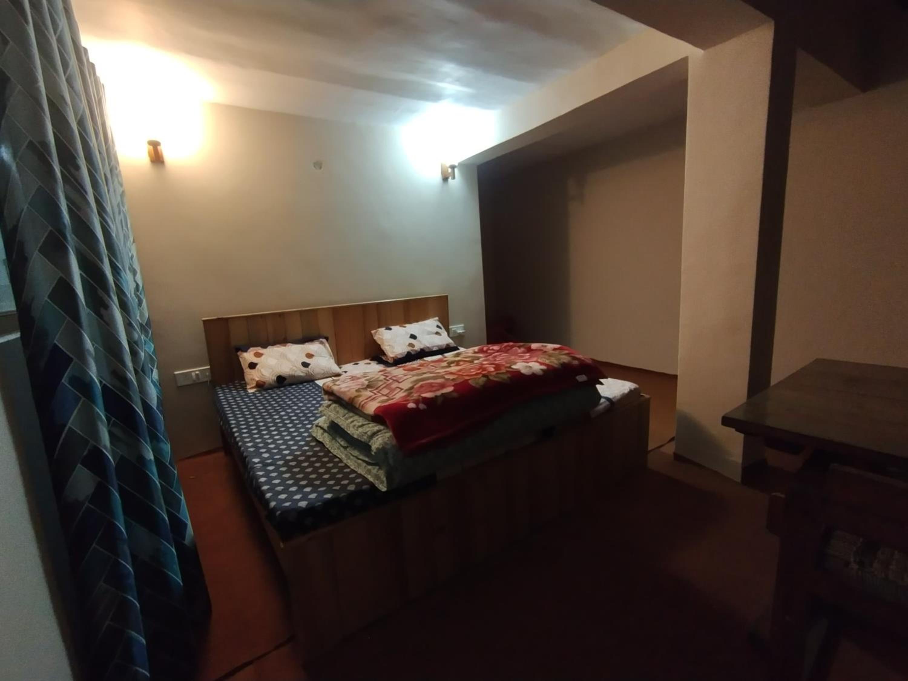 Double Room with Mountain View - Photo 12
