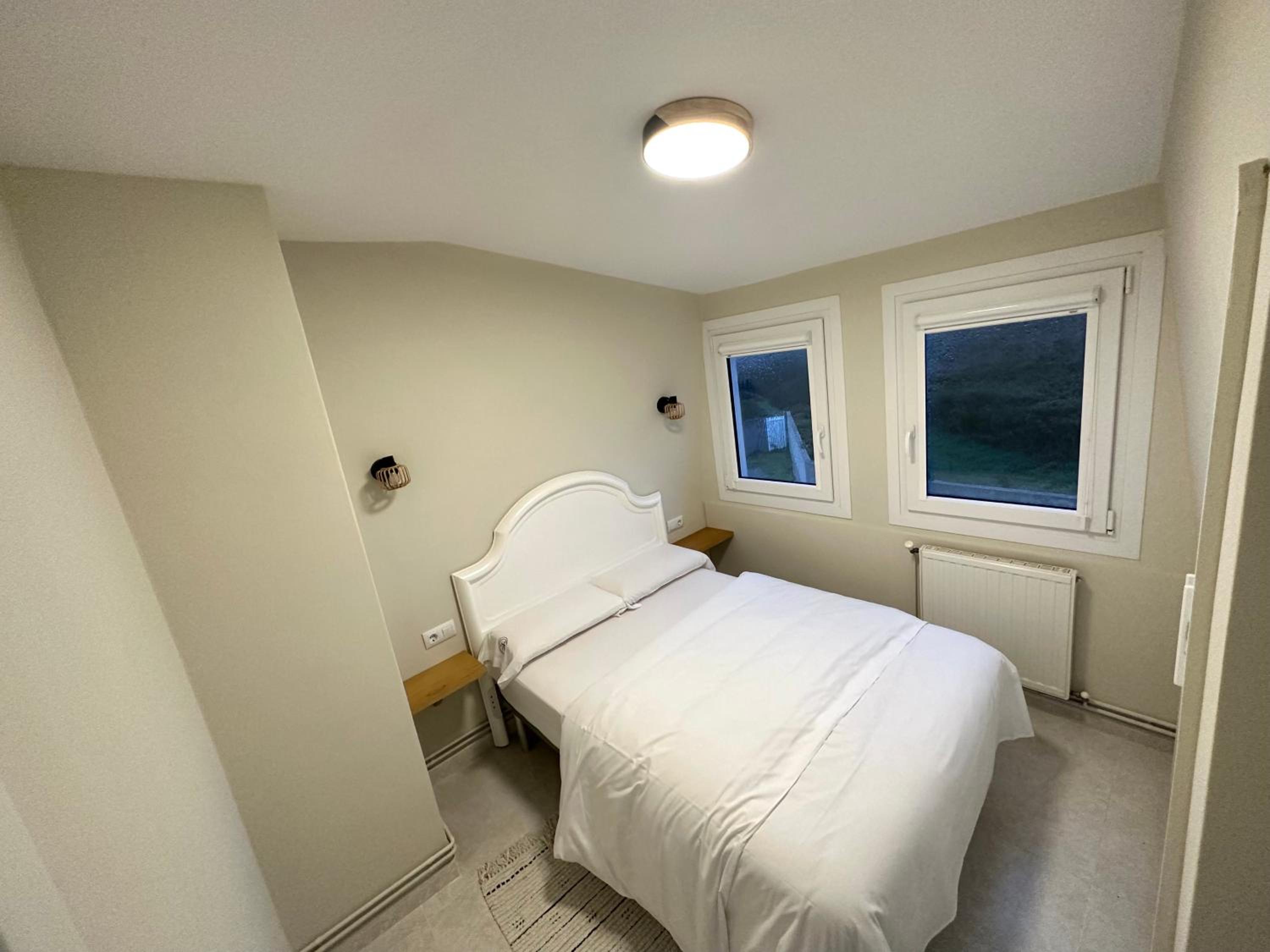 Four-Bedroom House photo 2