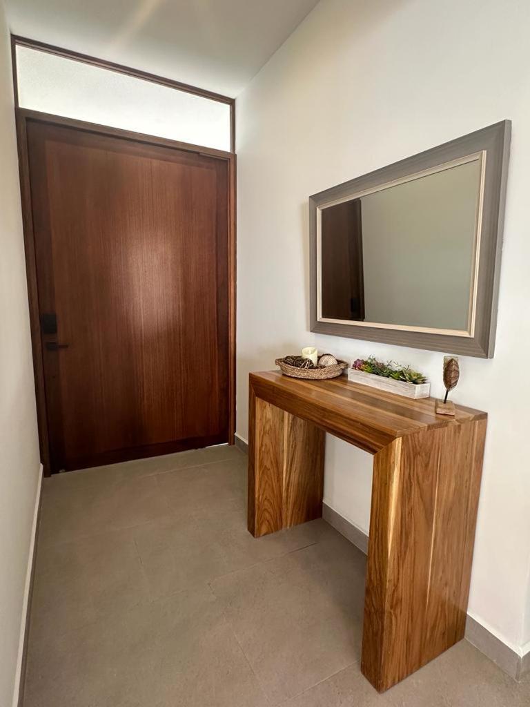 Three-Bedroom House photo 1