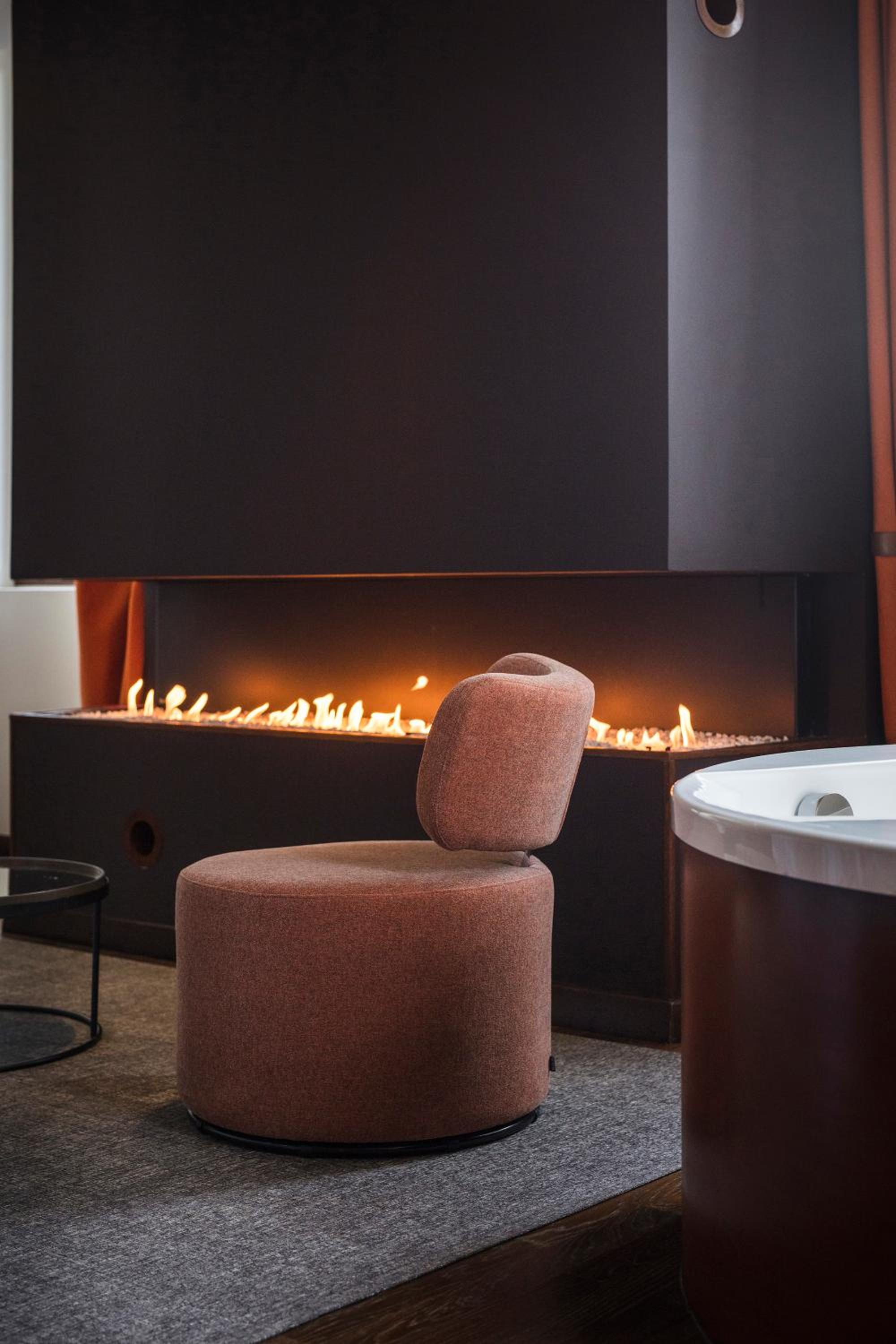 Triple Room with Lake View and Fireplace photo 3