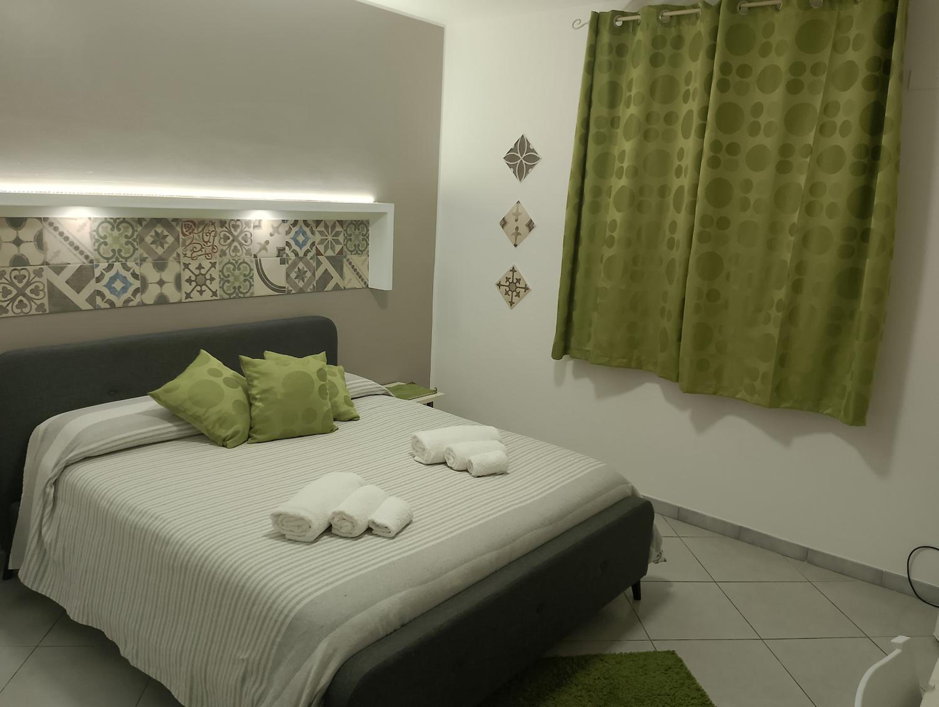Double Room - Photo 3