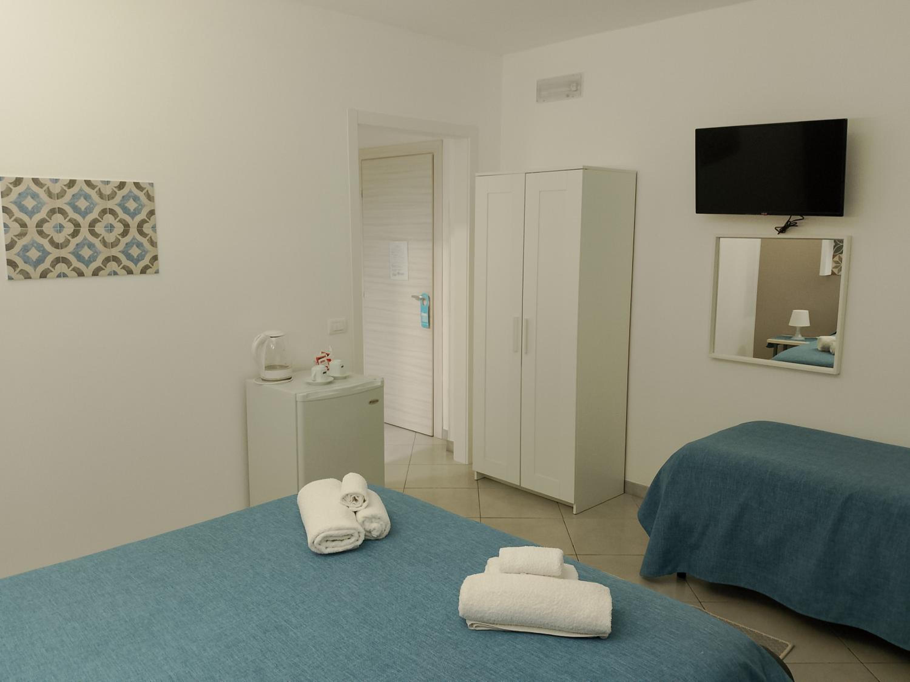 Budget Triple Room - Photo 6