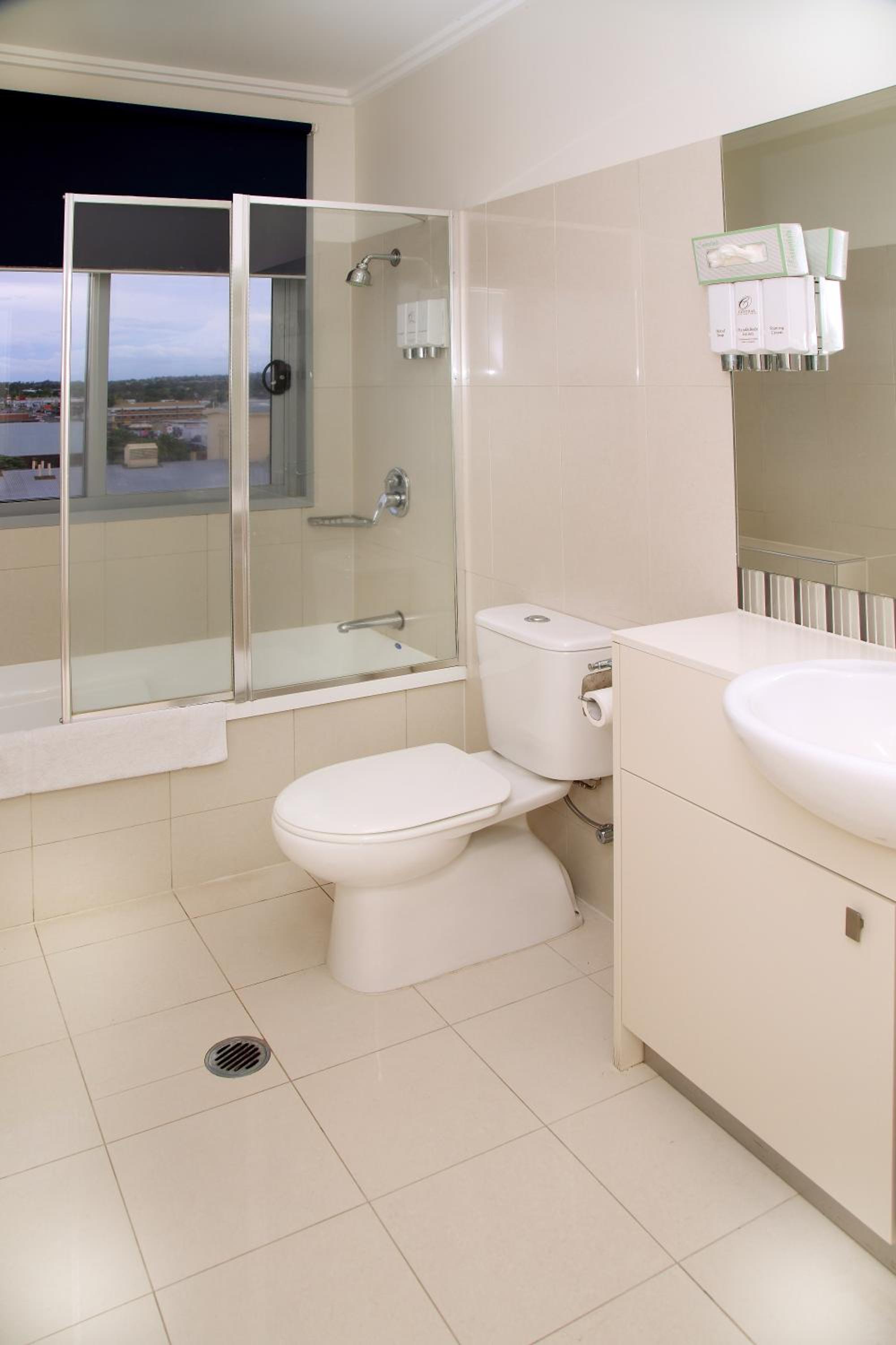 Three-Bedroom Apartment - Photo 2