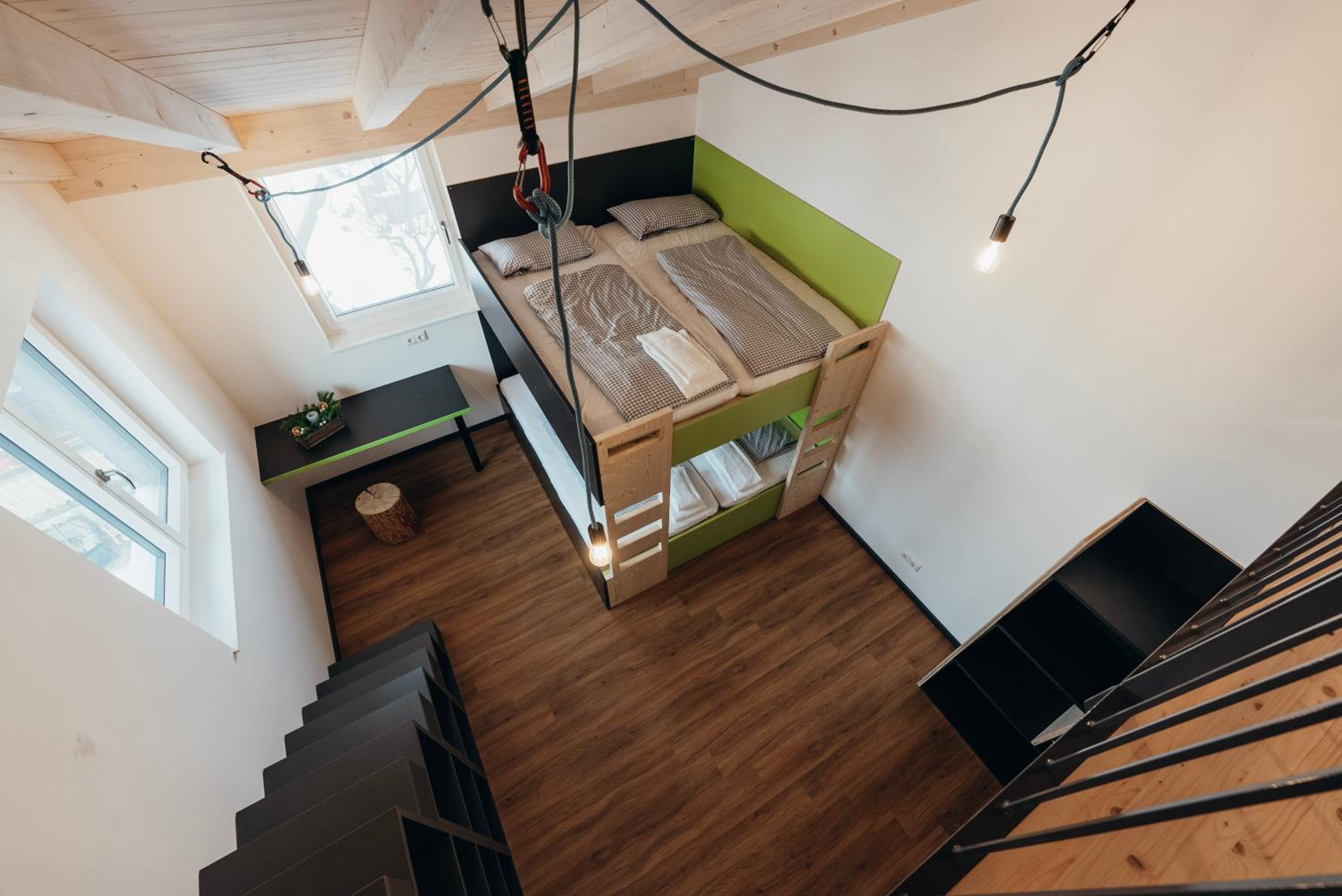 6-Bed Mixed Dormitory Room photo 1