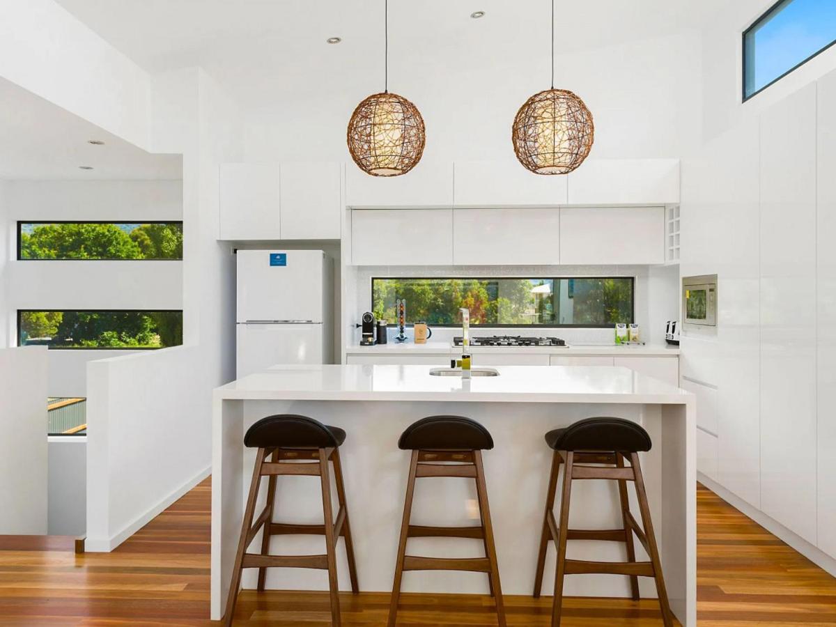 Three-Bedroom House photo 2