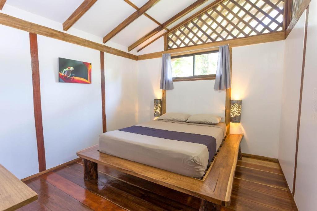 Two-Bedroom Bungalow photo 3