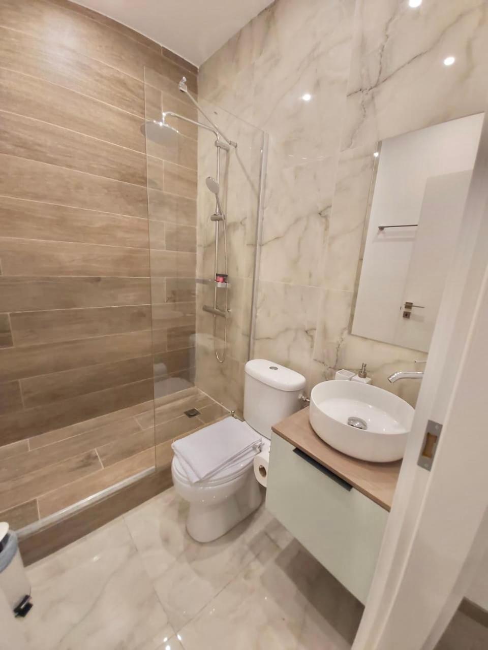 Deluxe Junior Suite photo 2