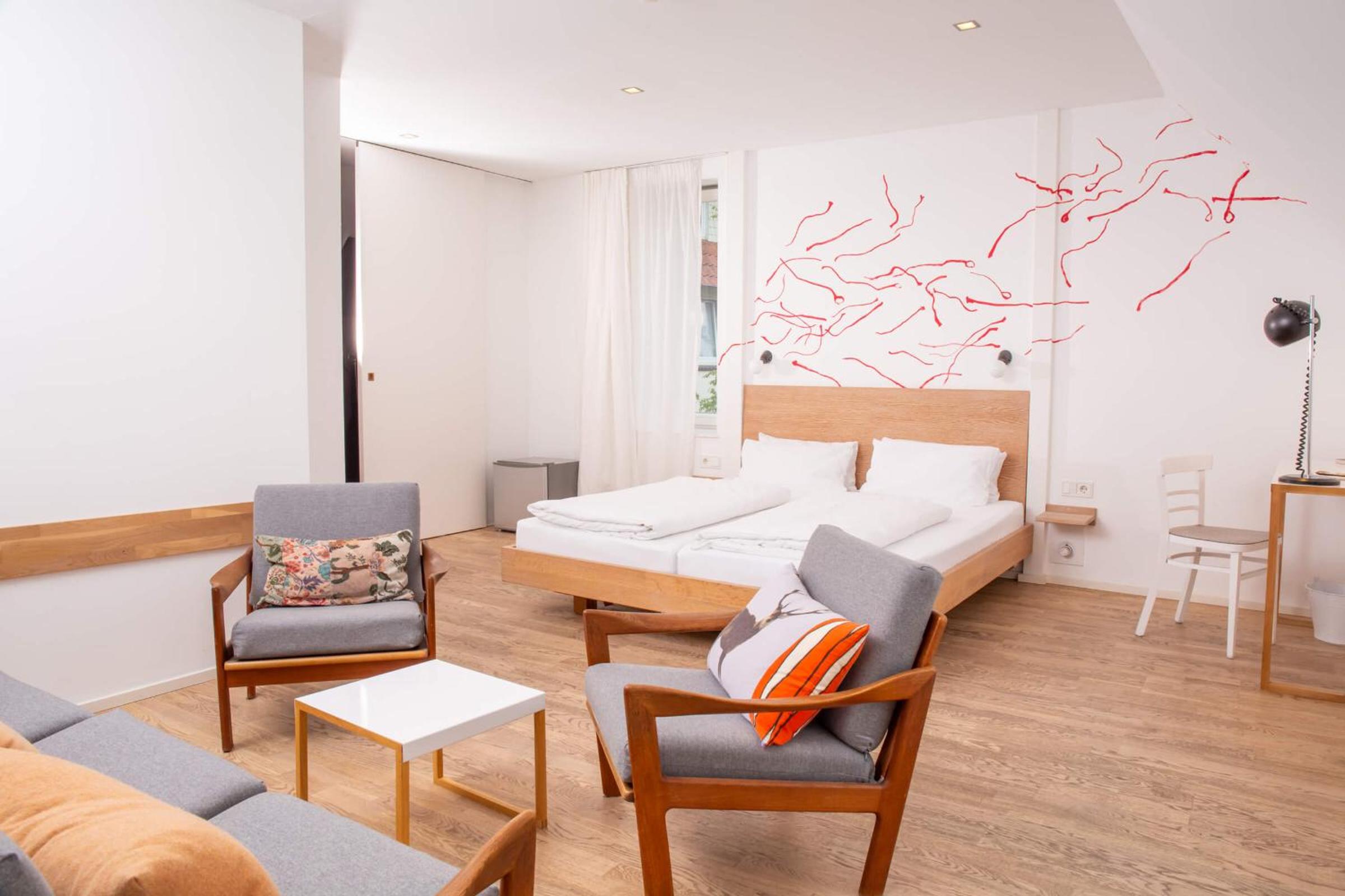 Large Double Or Twin Room