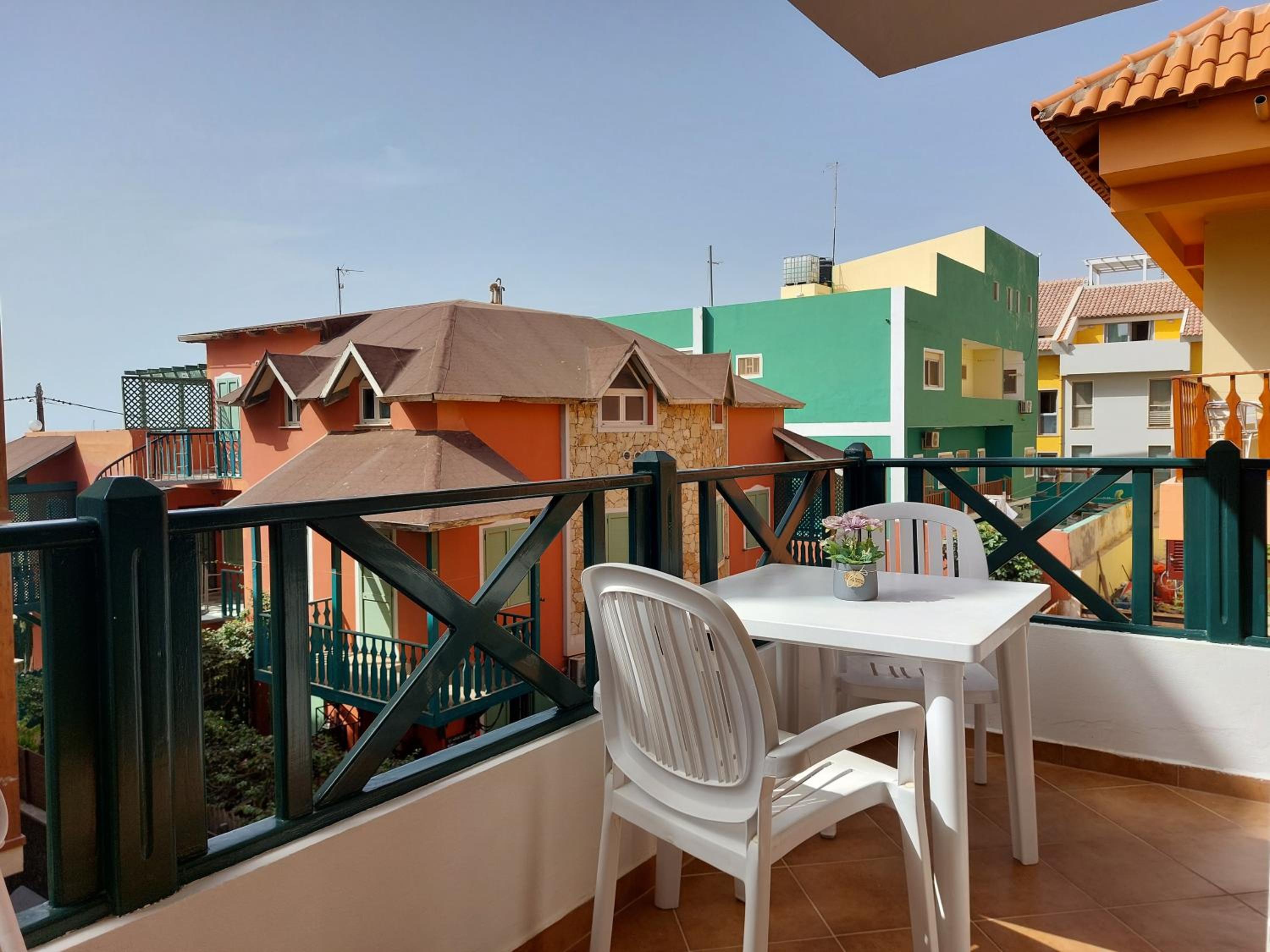 One-Bedroom Apartment with Balcony photo 3