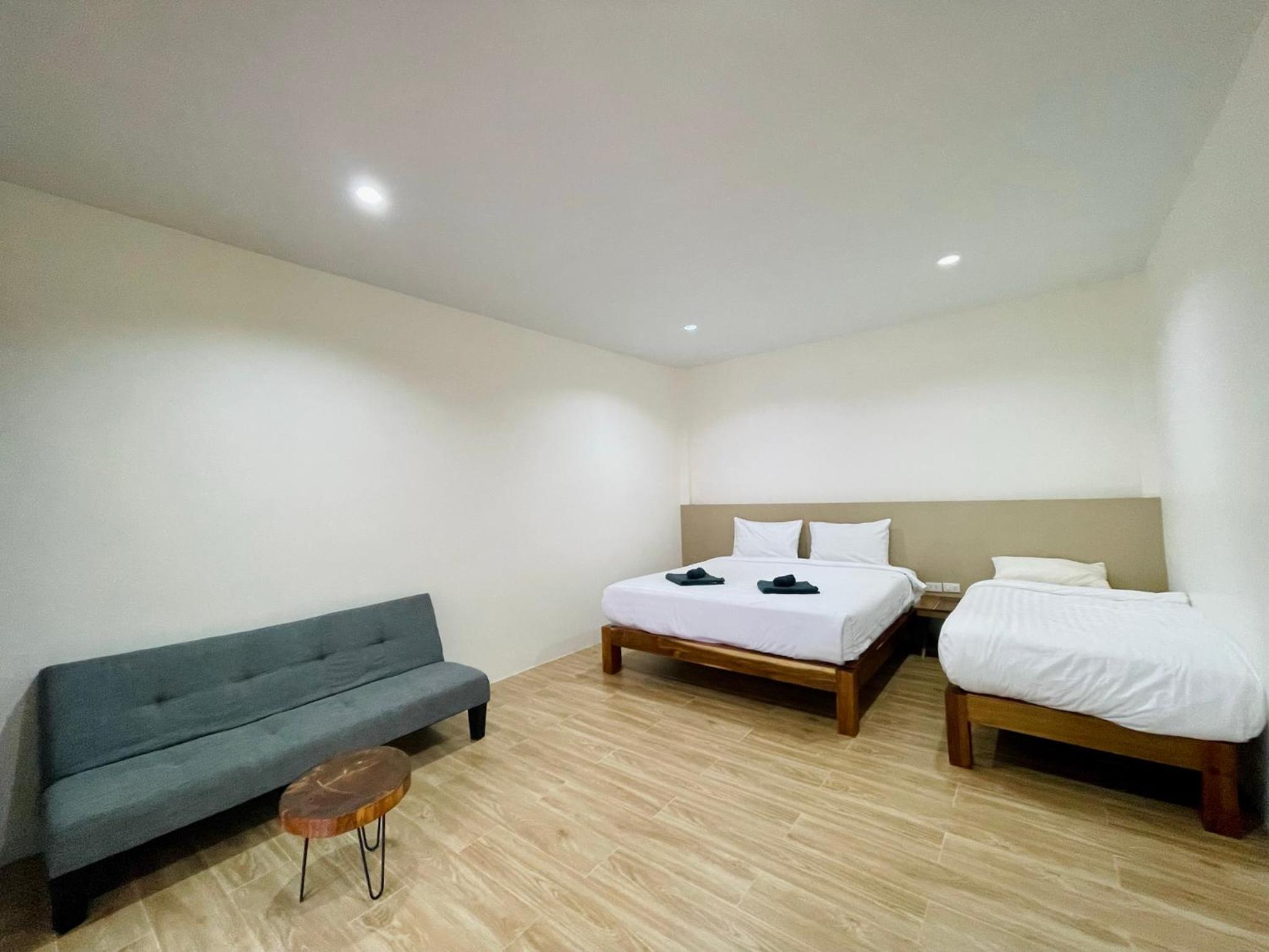 Deluxe Triple Room photo 3
