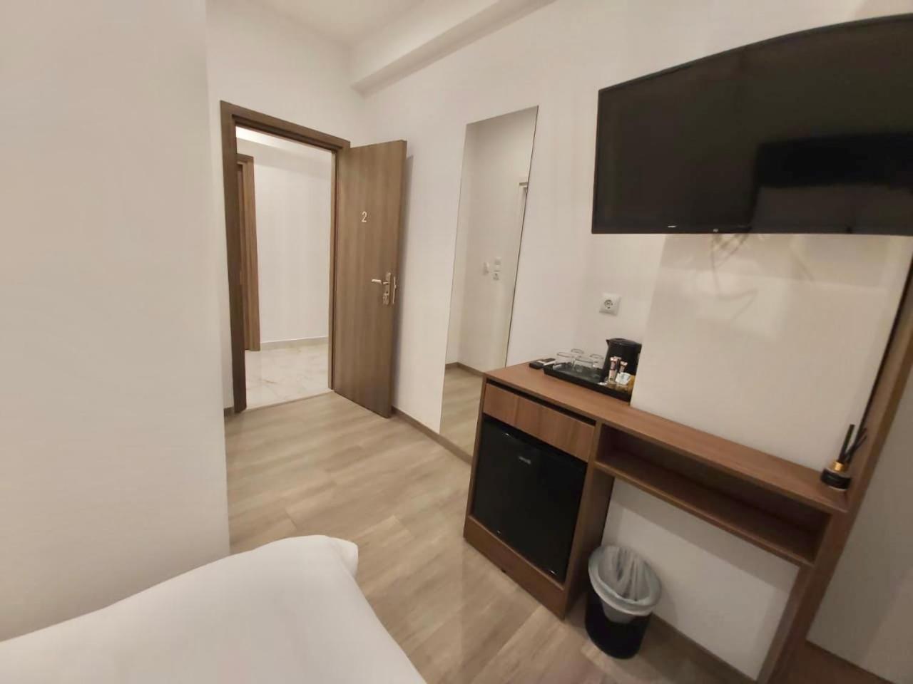 Deluxe Junior Suite photo 3