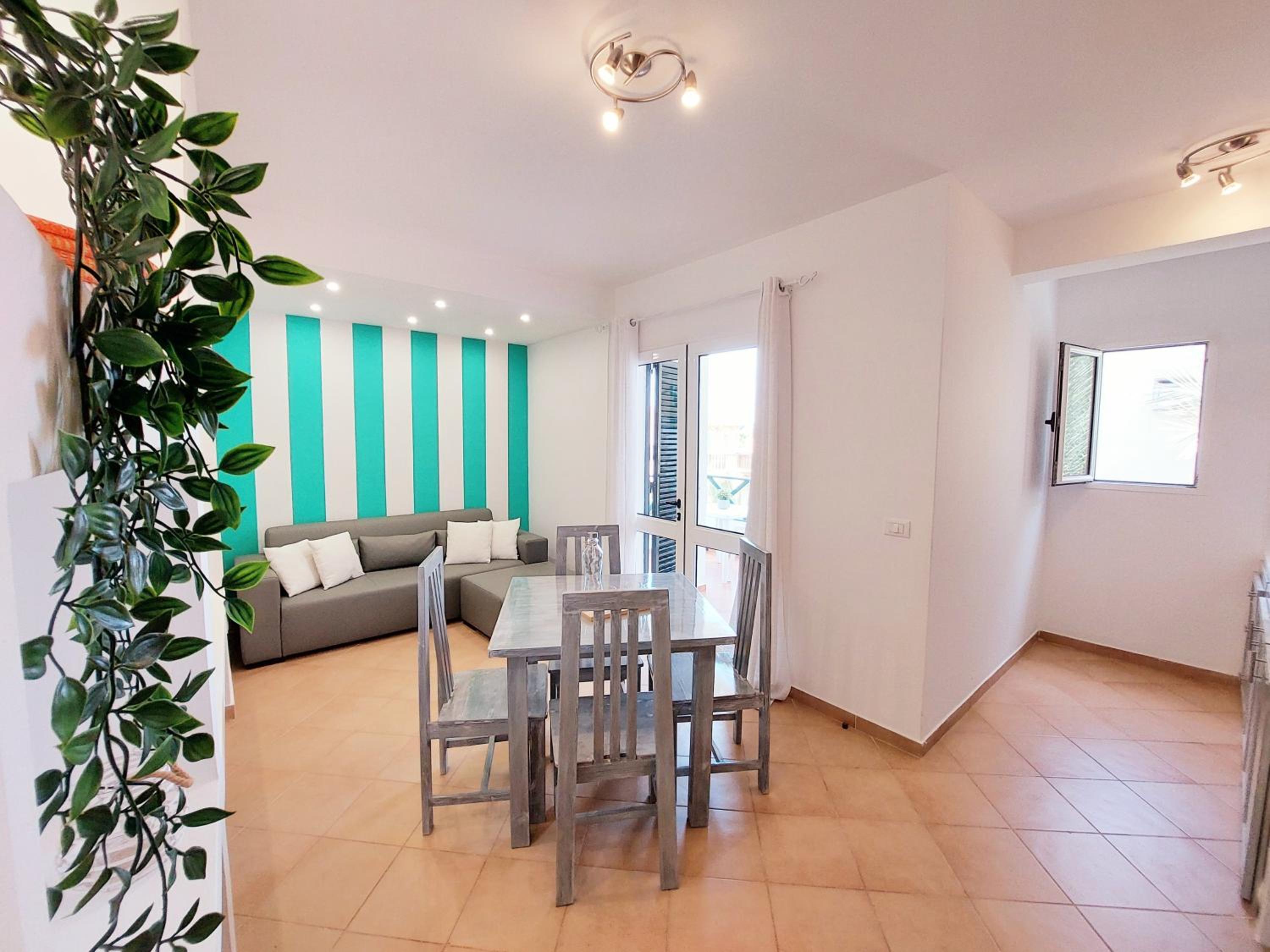 One-Bedroom Apartment with Partial Sea View photo 1