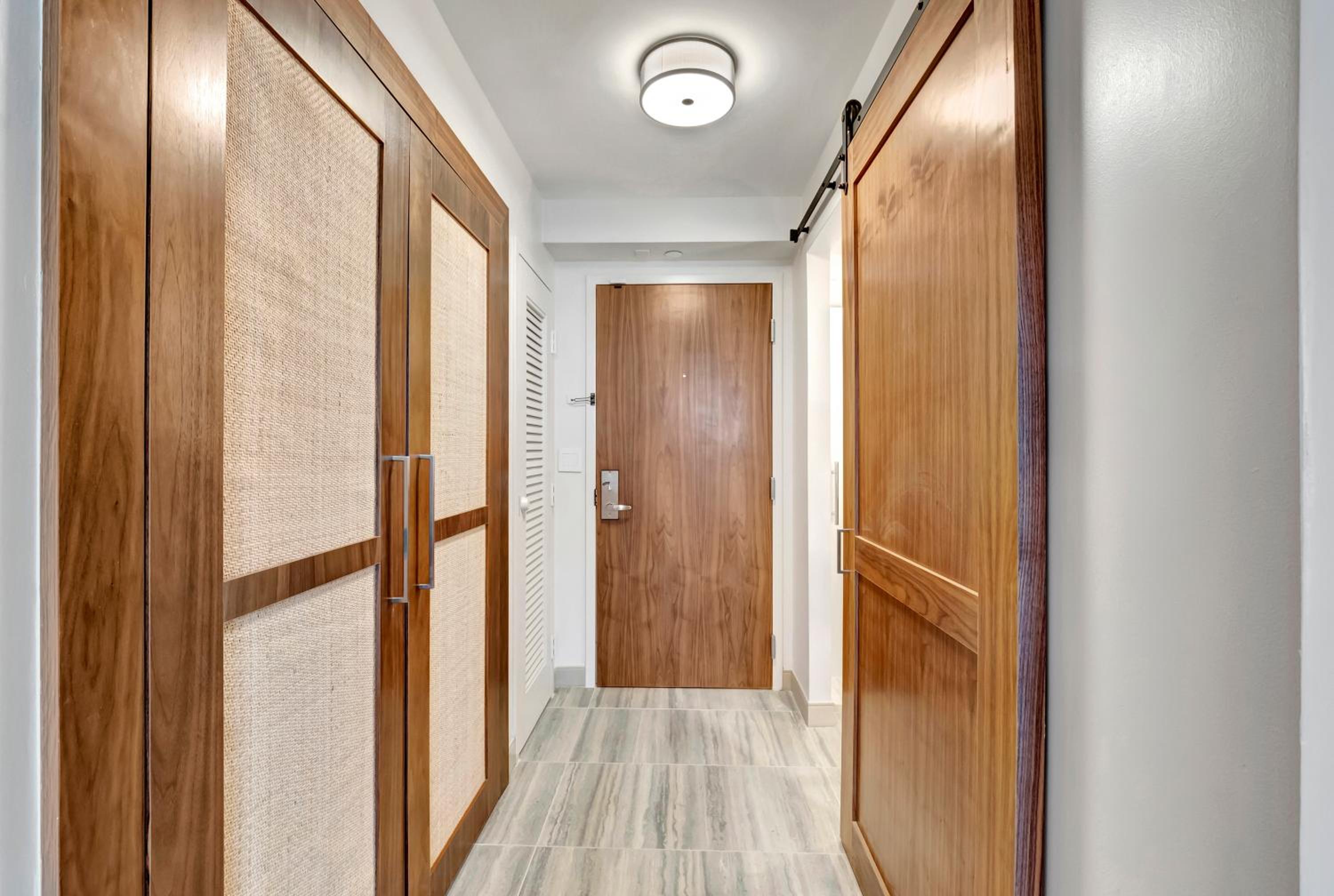Guest room, 1 King, Garden view - Photo 7