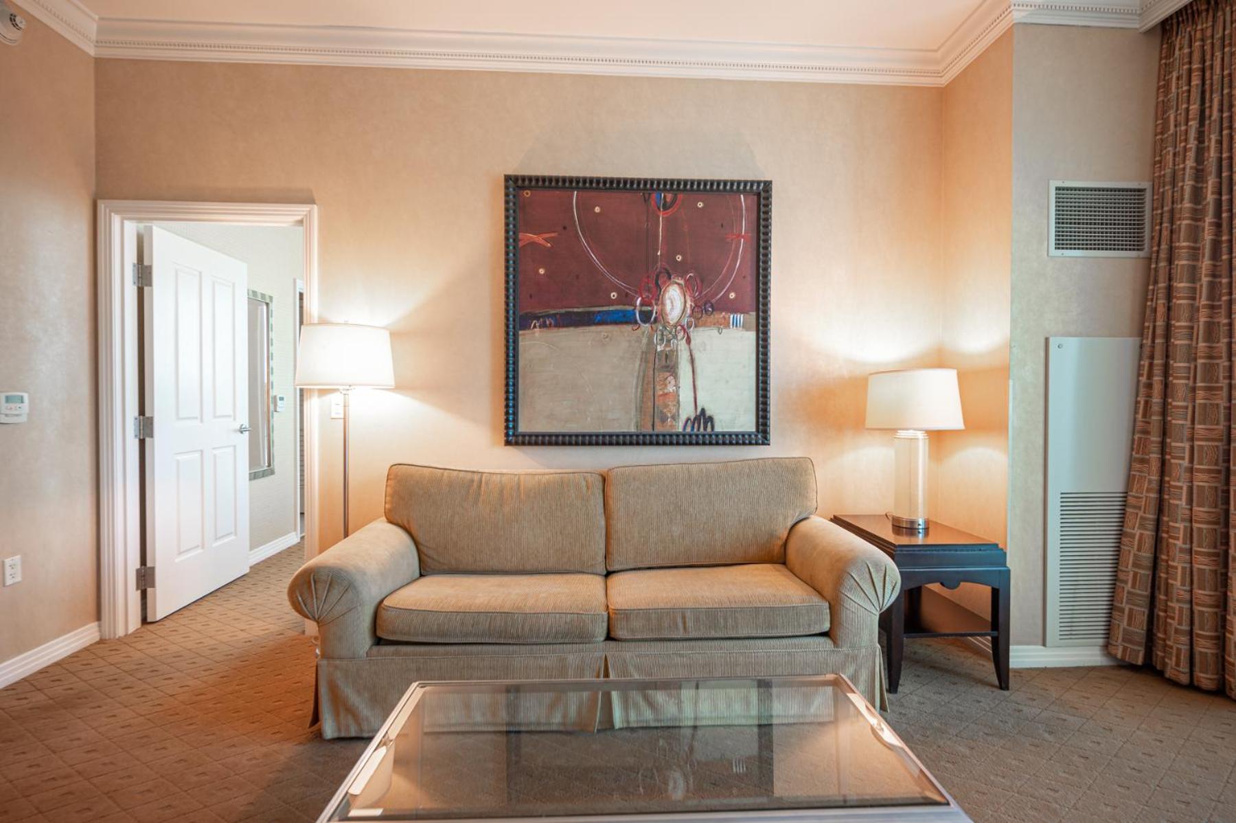 1BR Elite Penthouse Suite Mountain View with Balcony - Photo 61